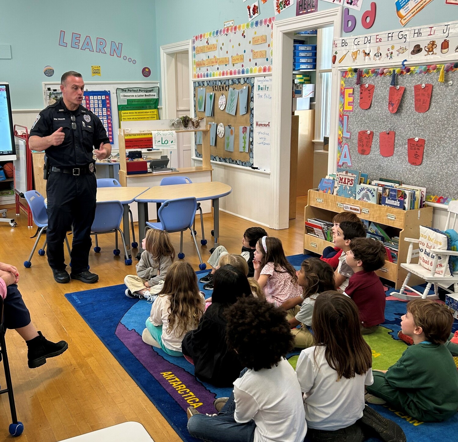 Southampton Town Police Officer Anthony Vecchio recently visited Sagaponack School to talk to the students about 