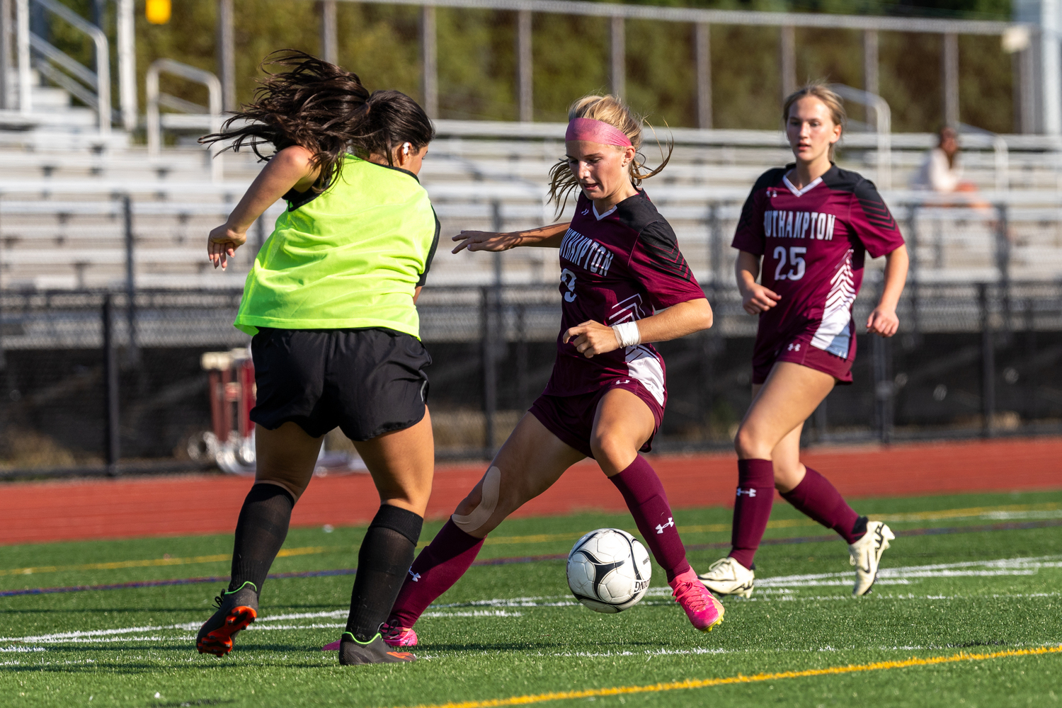 Southampton senior Jillian Swiatocha makes a move with the ball.   SOUTHAMPTON SCHOOL DISTRICT/RON ESPOSITO