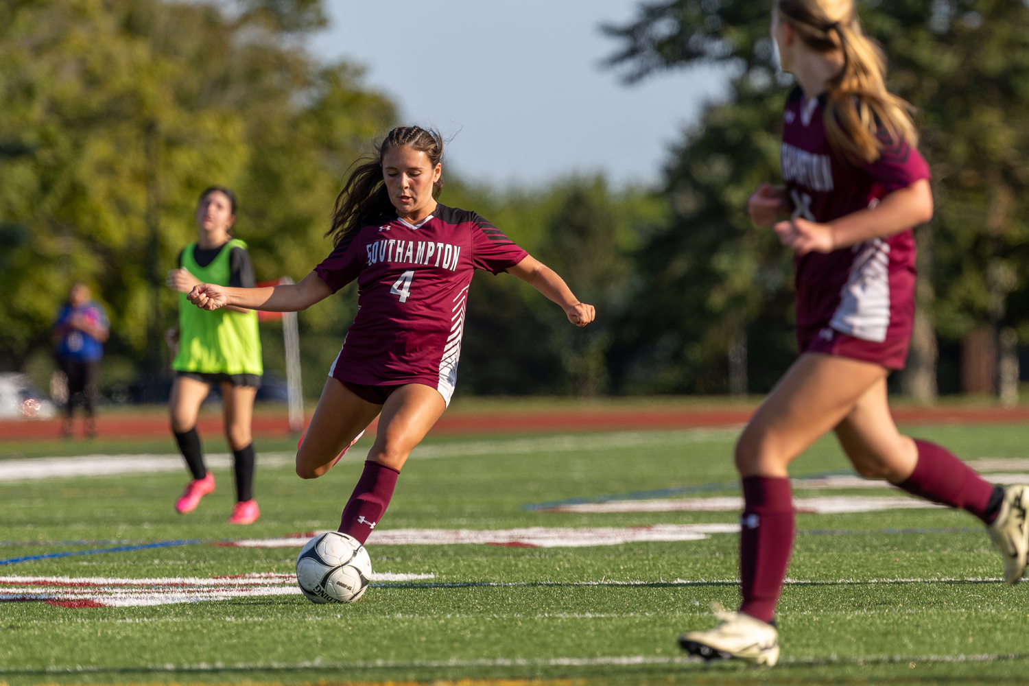 Southampton sophomore Emma D'Italia gets ready to send the ball.   SOUTHAMPTON SCHOOL DISTRICT/RON ESPOSITO