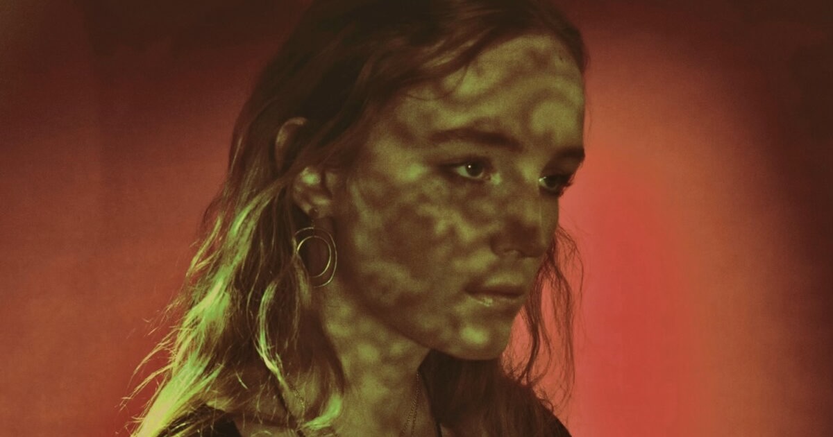 Rising Star Nora Conlon Releases First Single 27east