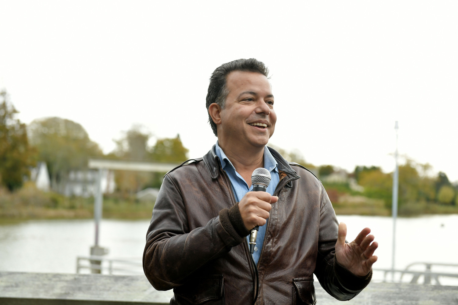 Candidate John Avlon at the rally in Agawam Park in Southampton on November 4.  DANA SHAW