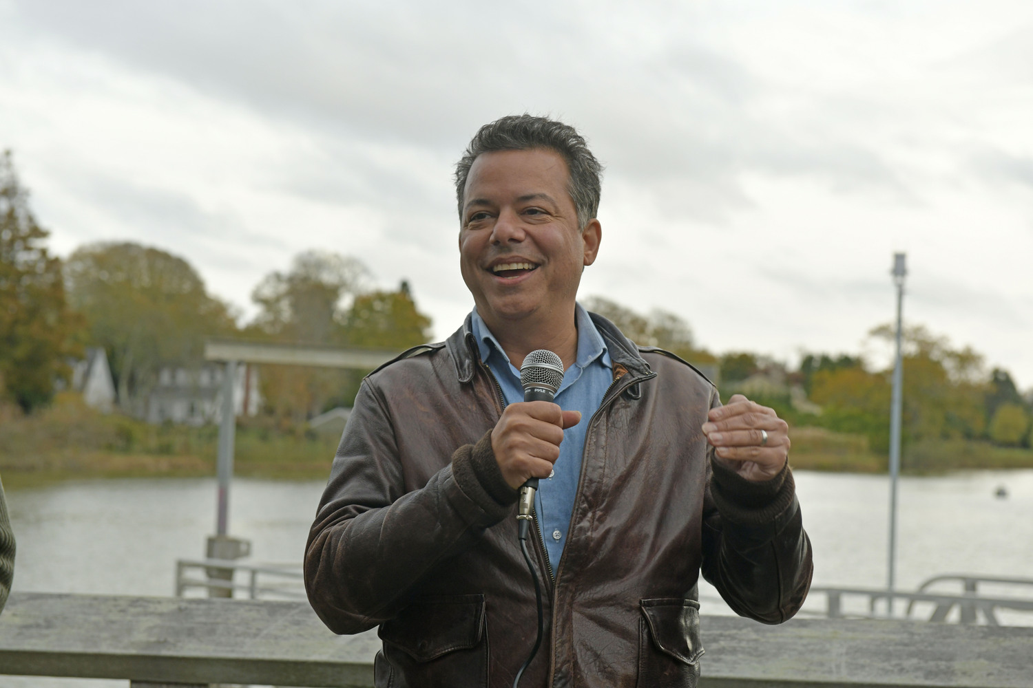 Candidate John Avlon at the rally in Agawam Park in Southampton on November 4.  DANA SHAW