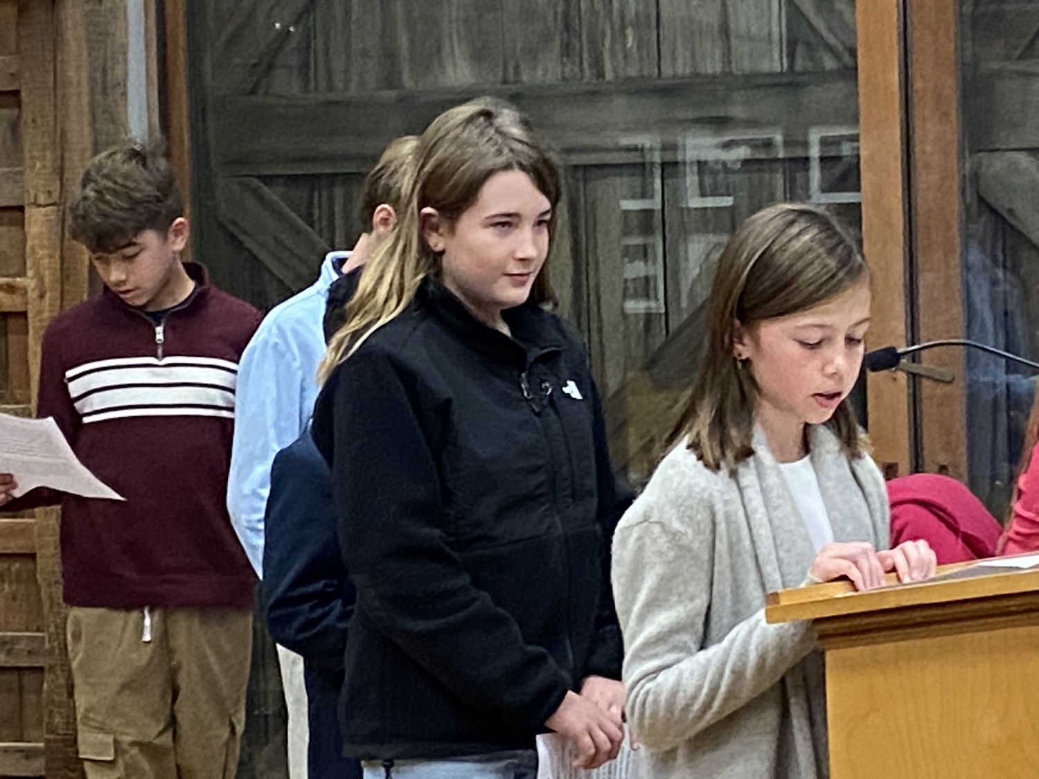 Natalie Petykowski of East Hampton Middle School told the East Hampton Town Trustees that the native eelgrass population has been decimated by pollution and nonnative invasive species. CHRISTOPHER WALSH