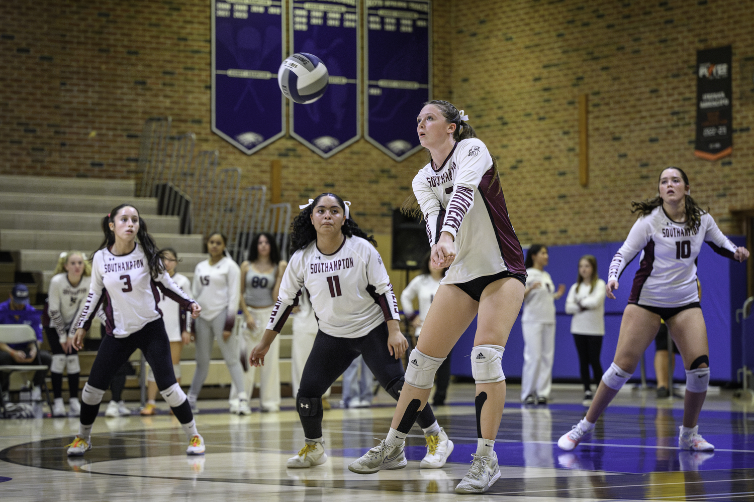 Southampton junior Bailey Brown puts herself in position to record a dig.   MARIANNE BARNETT