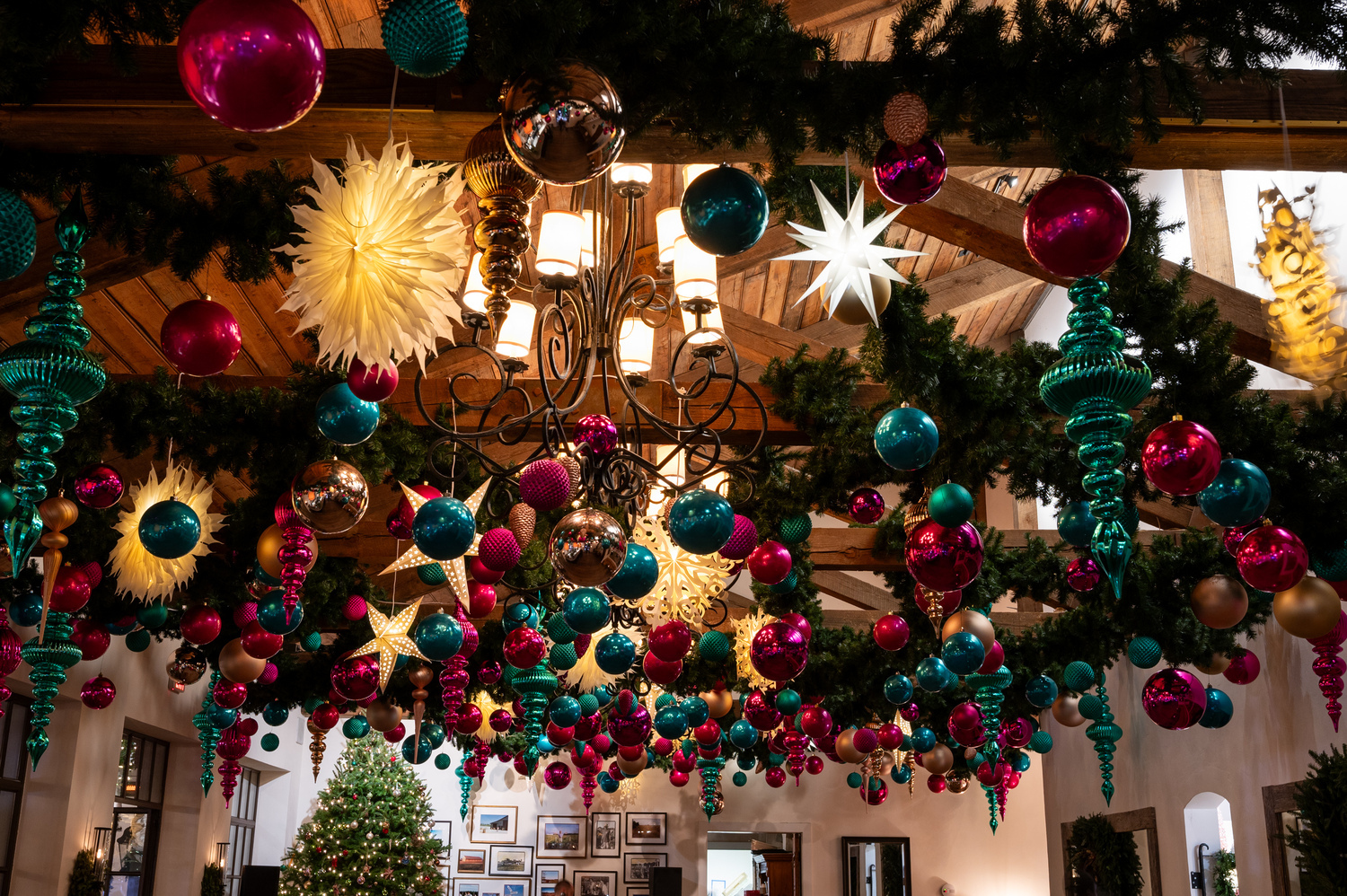 Returning to Wölffer Estate’s Tasting Room this season is the iconic holiday décor ceiling installation. COURTESY WOLFFER ESTATE VINEYARD