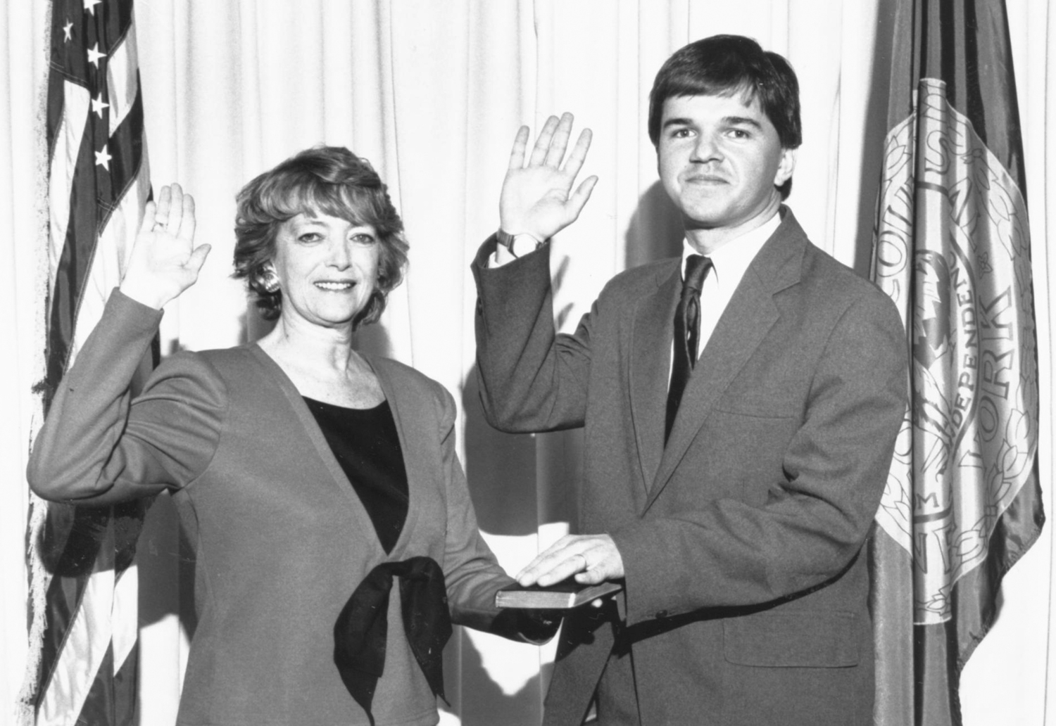 Fred Thiele being sworn in at the Suffolk County Legislature by then County Cleark Juliette Kinsells in 1988.     FILE PHOTO