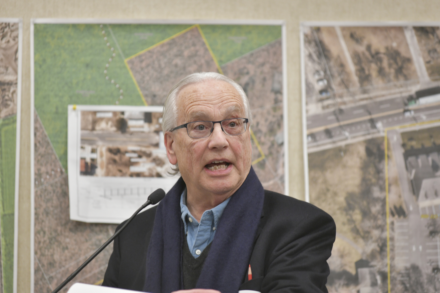 Architect Chris Coy speaks at the sand mine hearing at Tuesday's Southampton Town Board meeting.