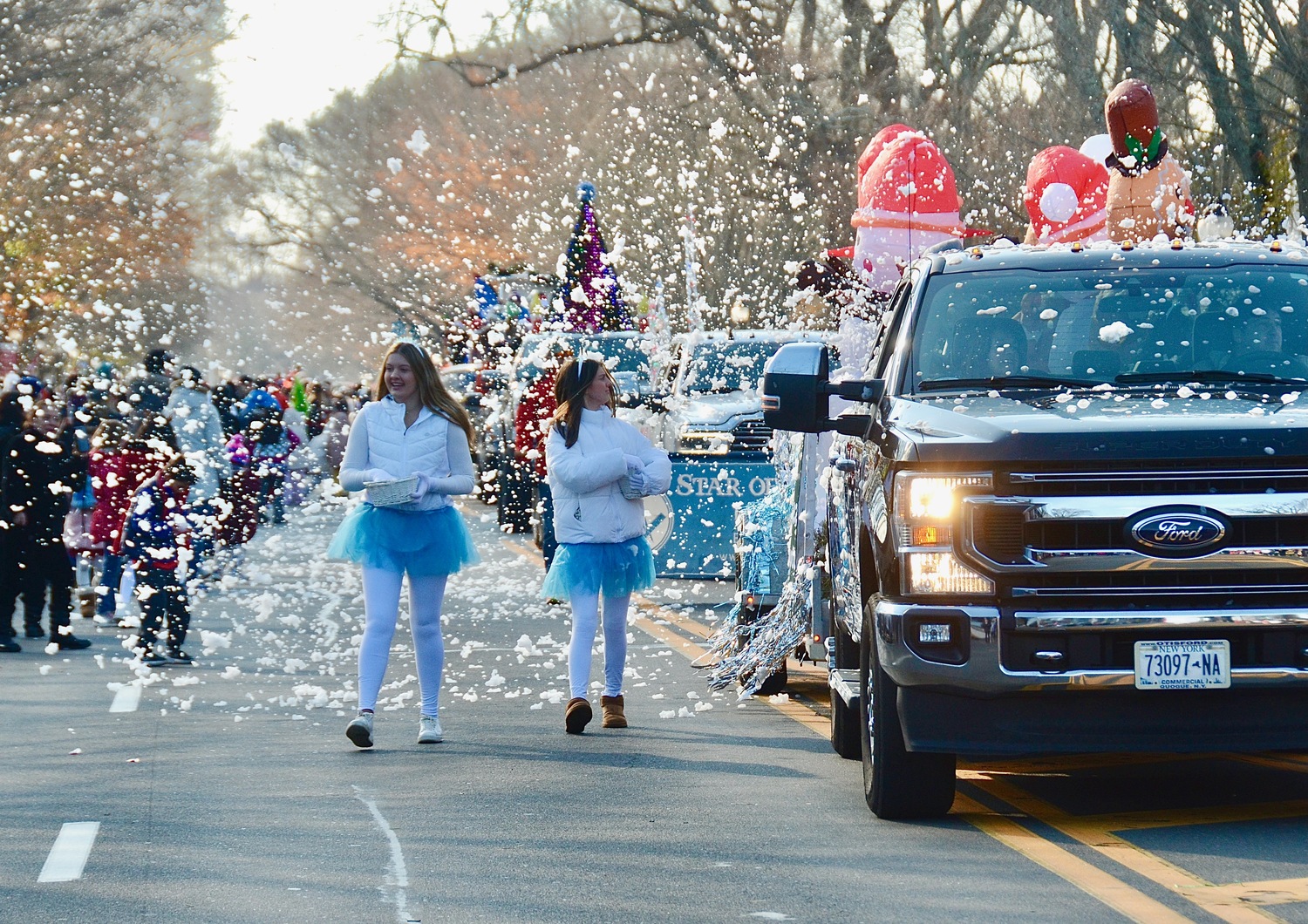 The East Hampton Santa Parade on Saturday afternoon.  KYRIL BROMLEY