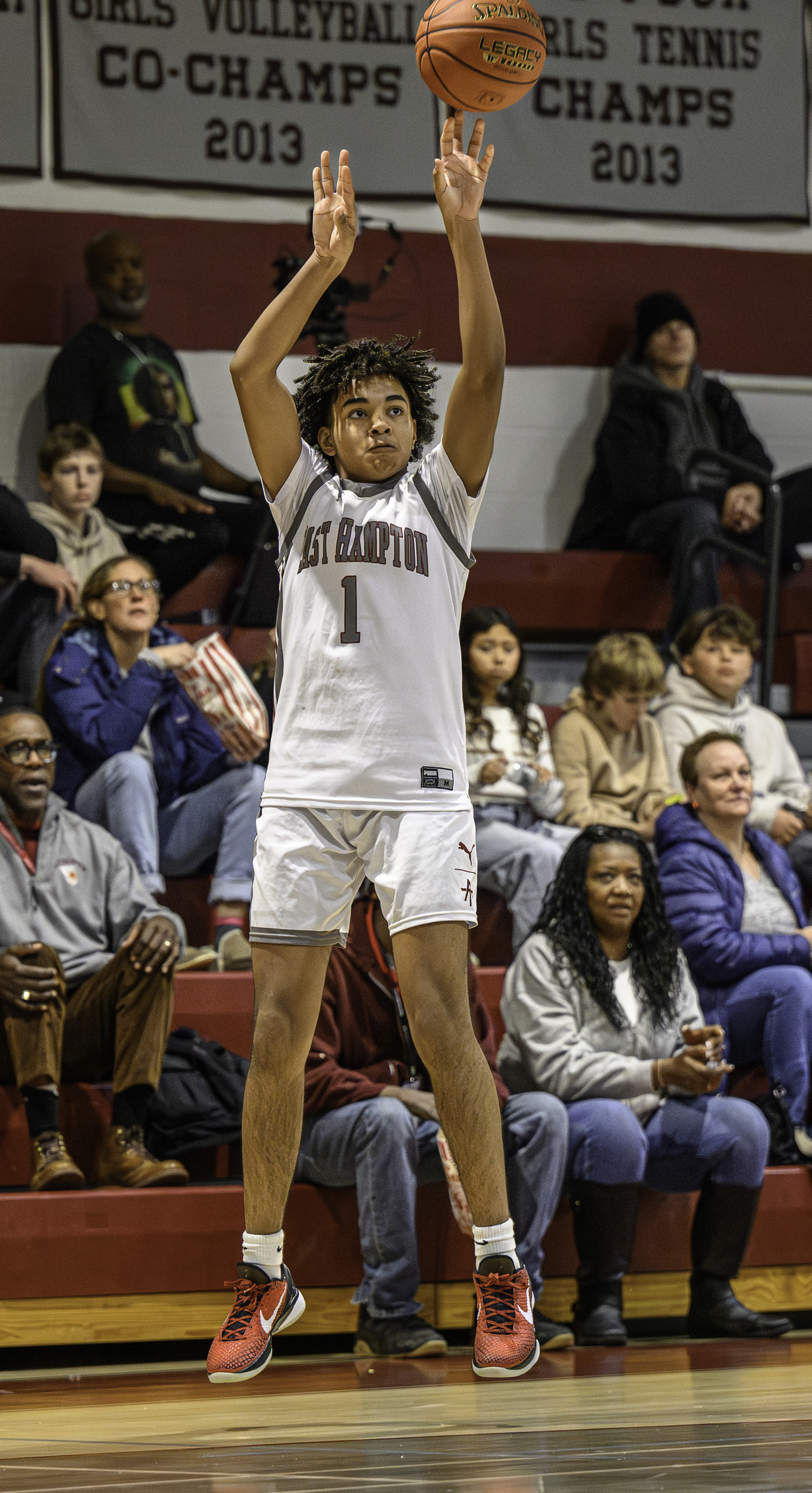 Mason Jefferson shoots a three-pointer.   MARIANNE BARNETT