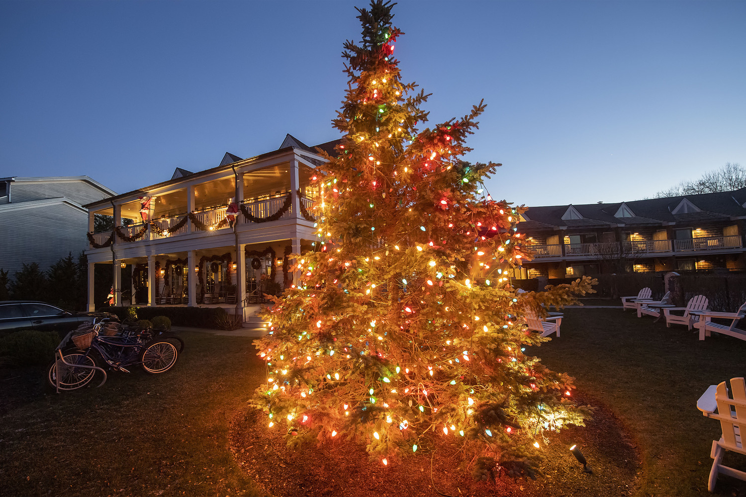 Baron's Cove will offer a Christmas Day and New Year's Eve dinner this year. MICHAEL HELLER