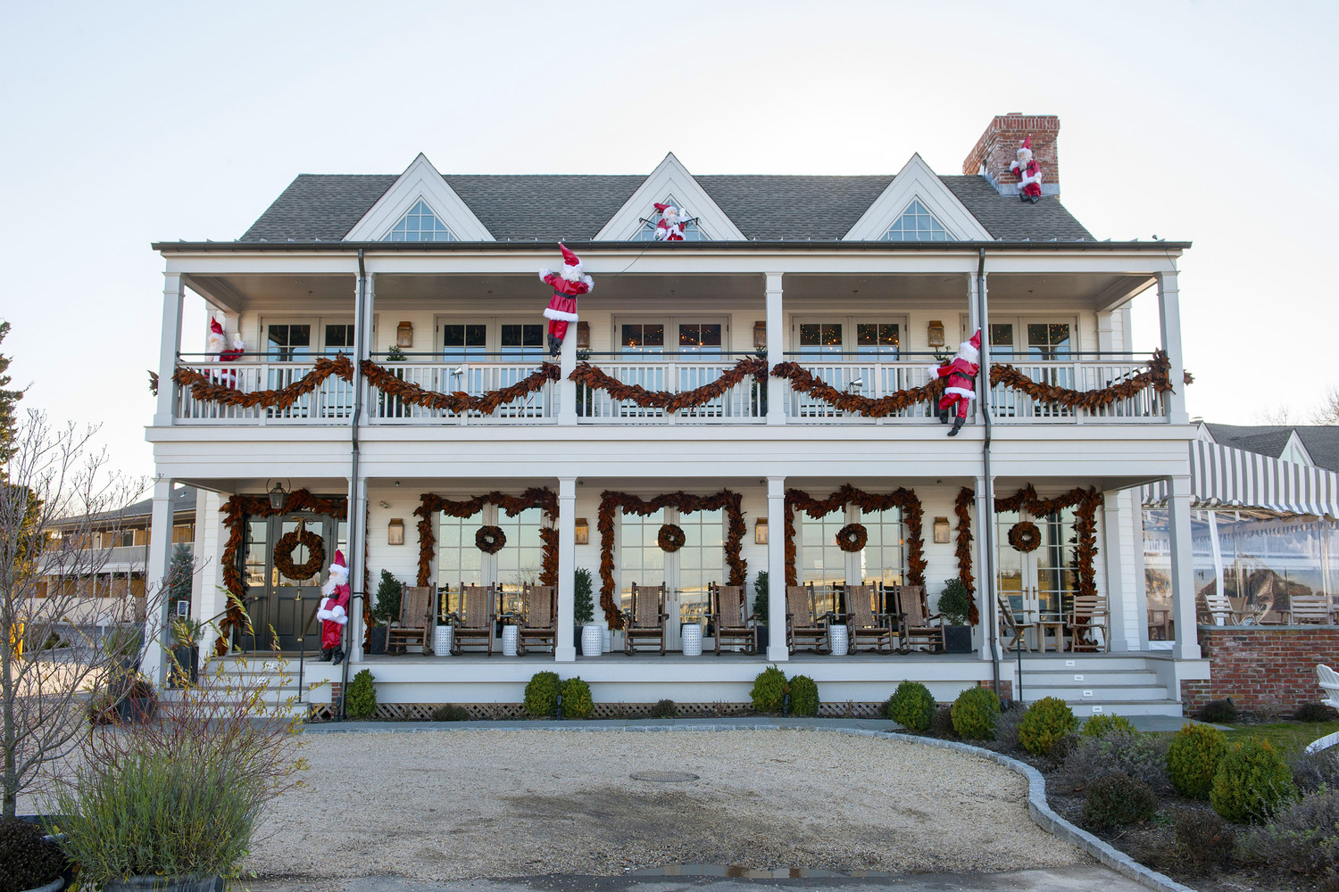 Every Saturday and Sunday through December 22, enjoy Breakfast with Santa at The Restaurant at Baron's Cove. MICHAEL HELLER