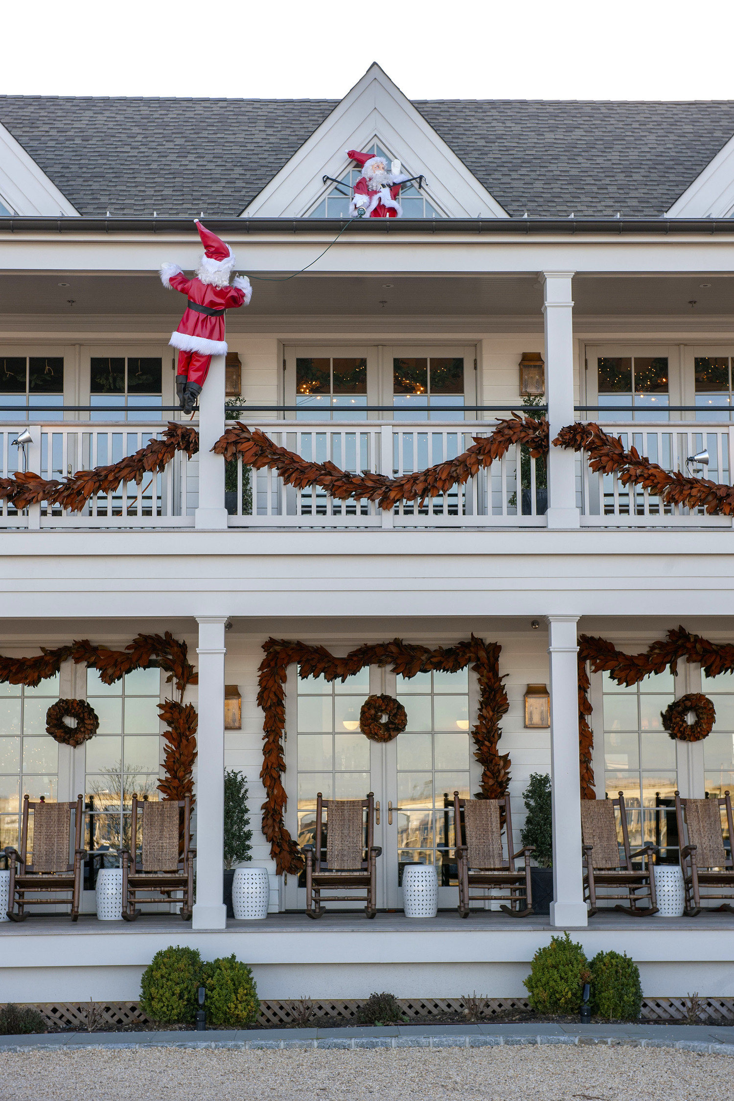 Every Saturday and Sunday through December 22, enjoy Breakfast with Santa at The Restaurant at Baron's Cove. MICHAEL HELLER