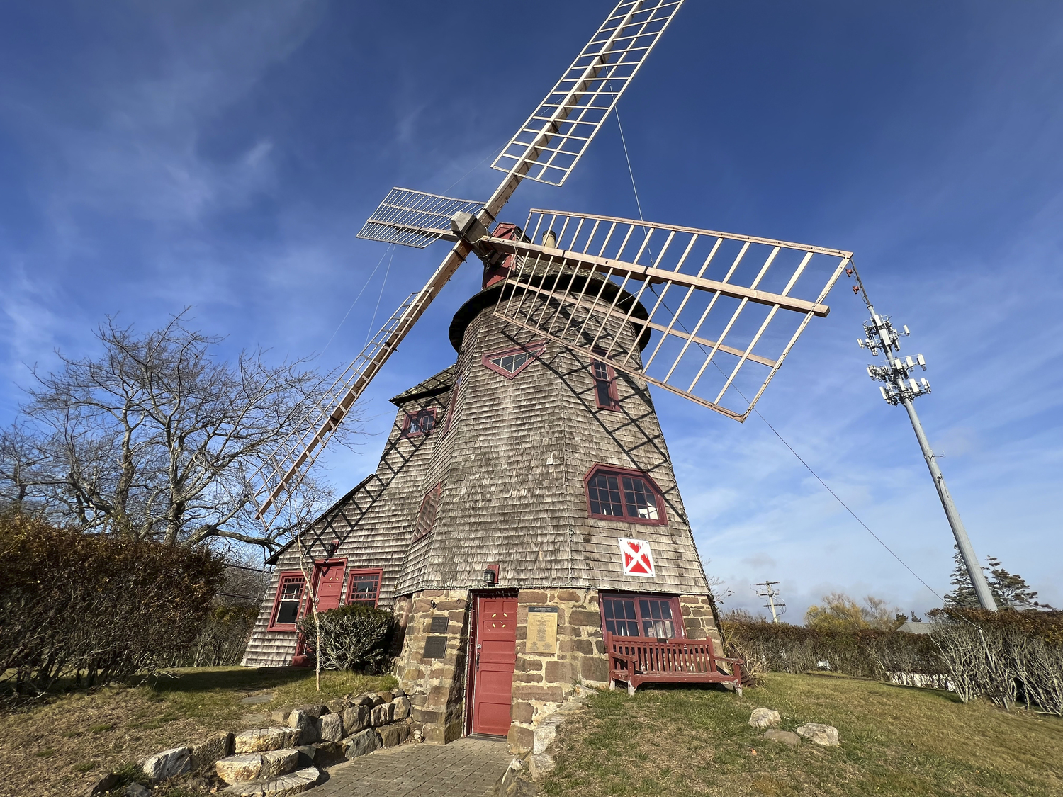 In 2023, Thiele decries state of Stony Brook Southampton campus, calling university the “biggest slumlord on the East End.” This sparks conversations, and momentum, to improve the dilapidated buildings and iconic windmill, and re-envision the future of the campus.