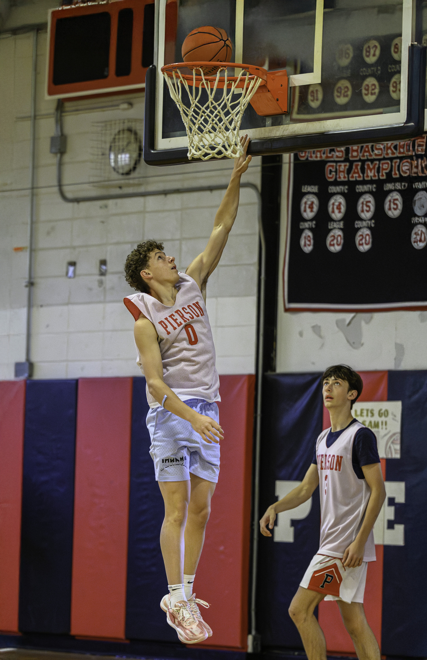 Pierson senior Andy Wayne with a layup in practice on Saturday morning.   MARIANNE BARNETT