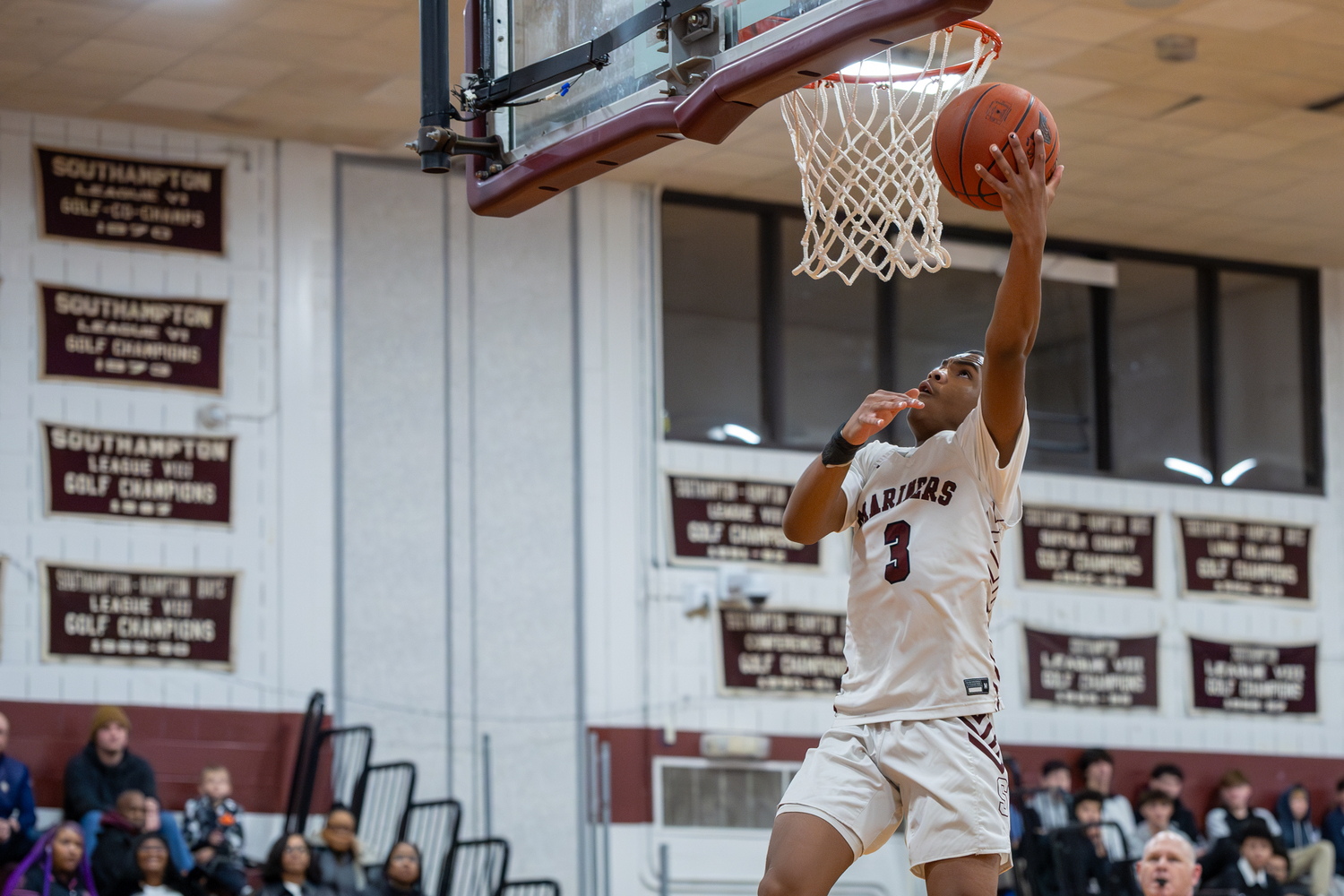 Saevion Ward goes in for the layup.   RON ESPOSITO/SOUTHAMPTON SCHOOL DISTRICT