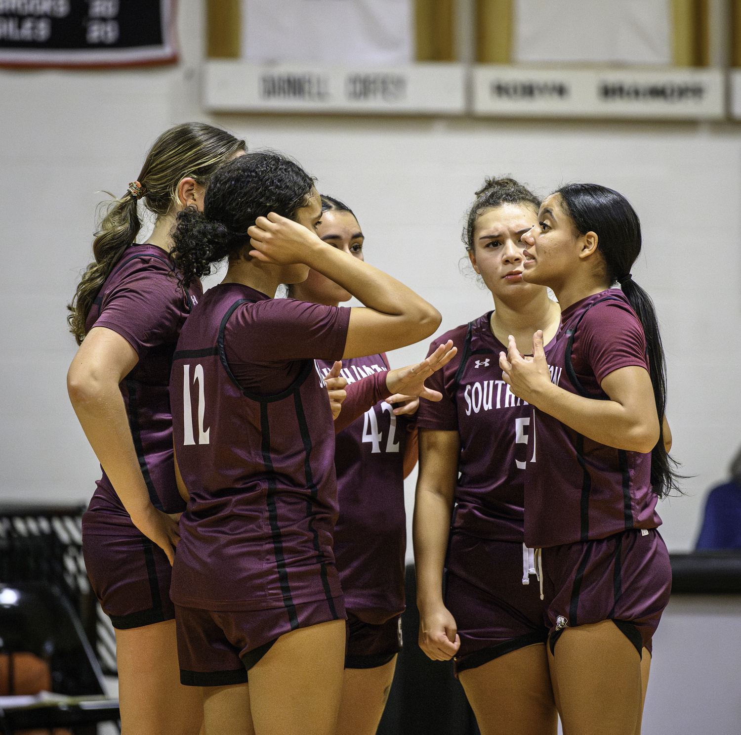 Southampton senior captain Daelyn Palmore addresses her teammates before start of last week's game at Pierson.   MARIANNE BARNETT