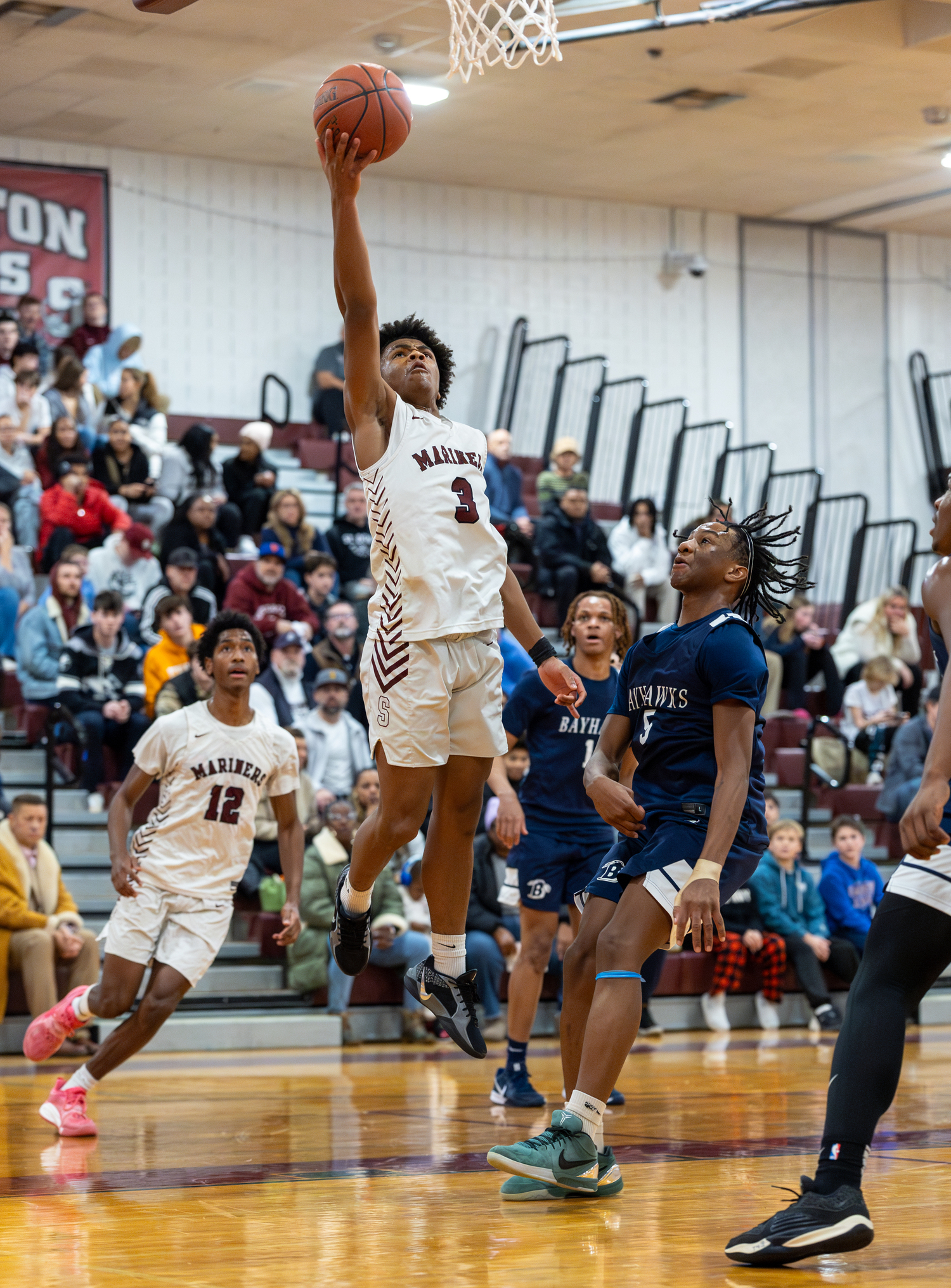 Junior Saevion Ward propelled Southampton in the first half of Saturday evening's game, scoring 18 of his 19 points in the first two quarters.   RON ESPOSITO/SOUTHAMPTON SCHOOL DISTRICT