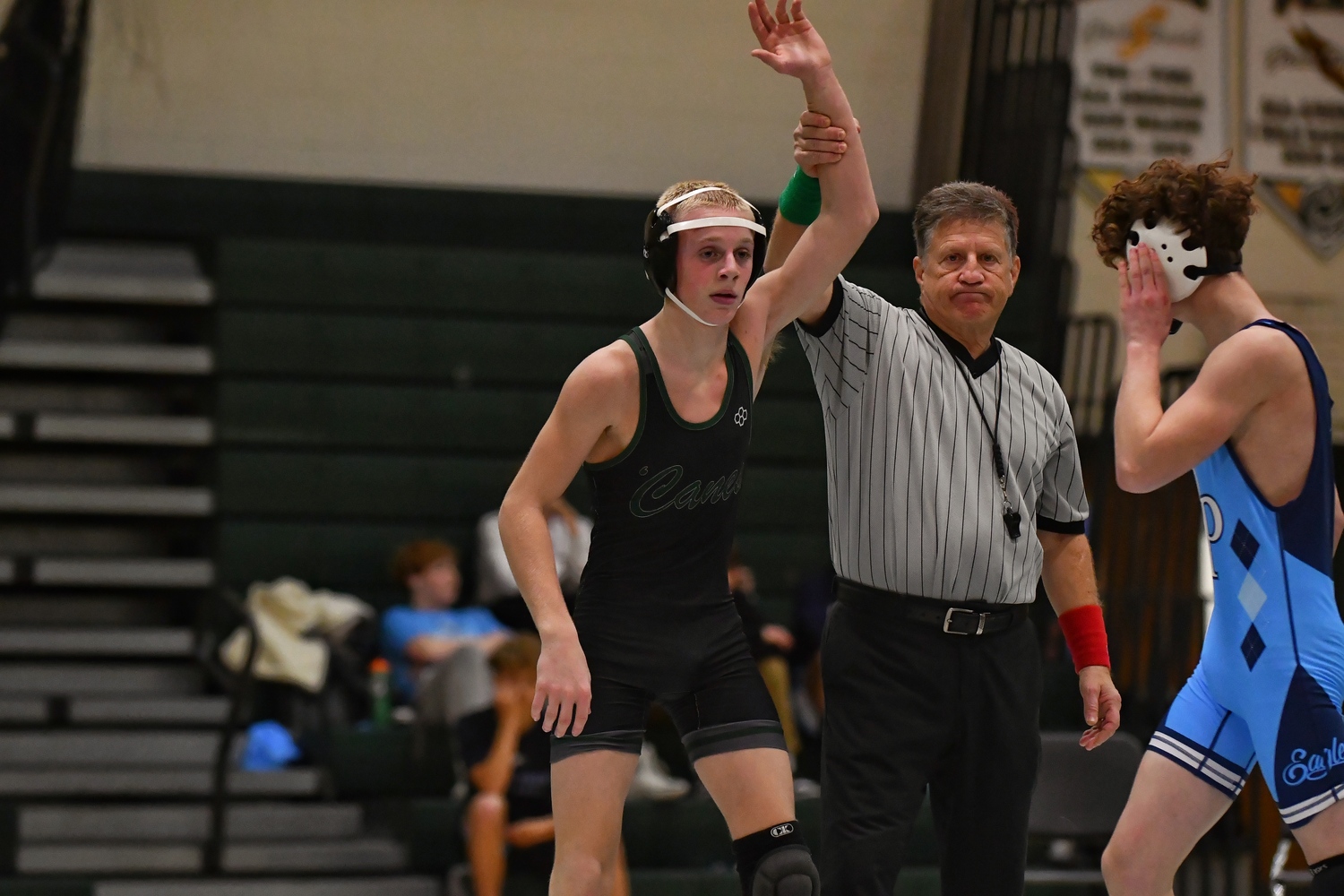 Darren Cangelosi gets his arm raised after defeating Patrick Fish.   JEFF CANGELOSI