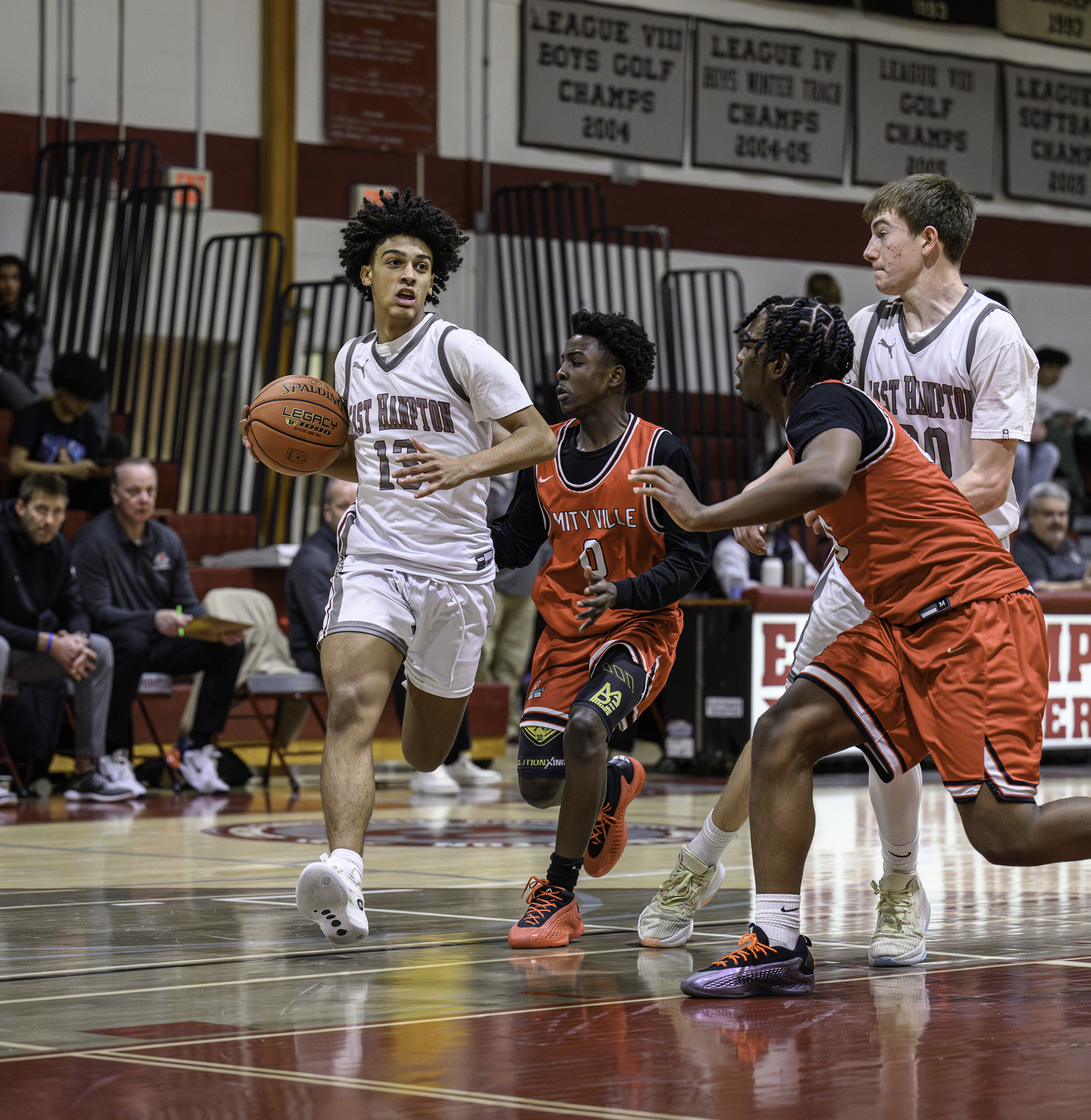 Sam Vargas has an open lane to the basket.   MARIANNE BARNETT