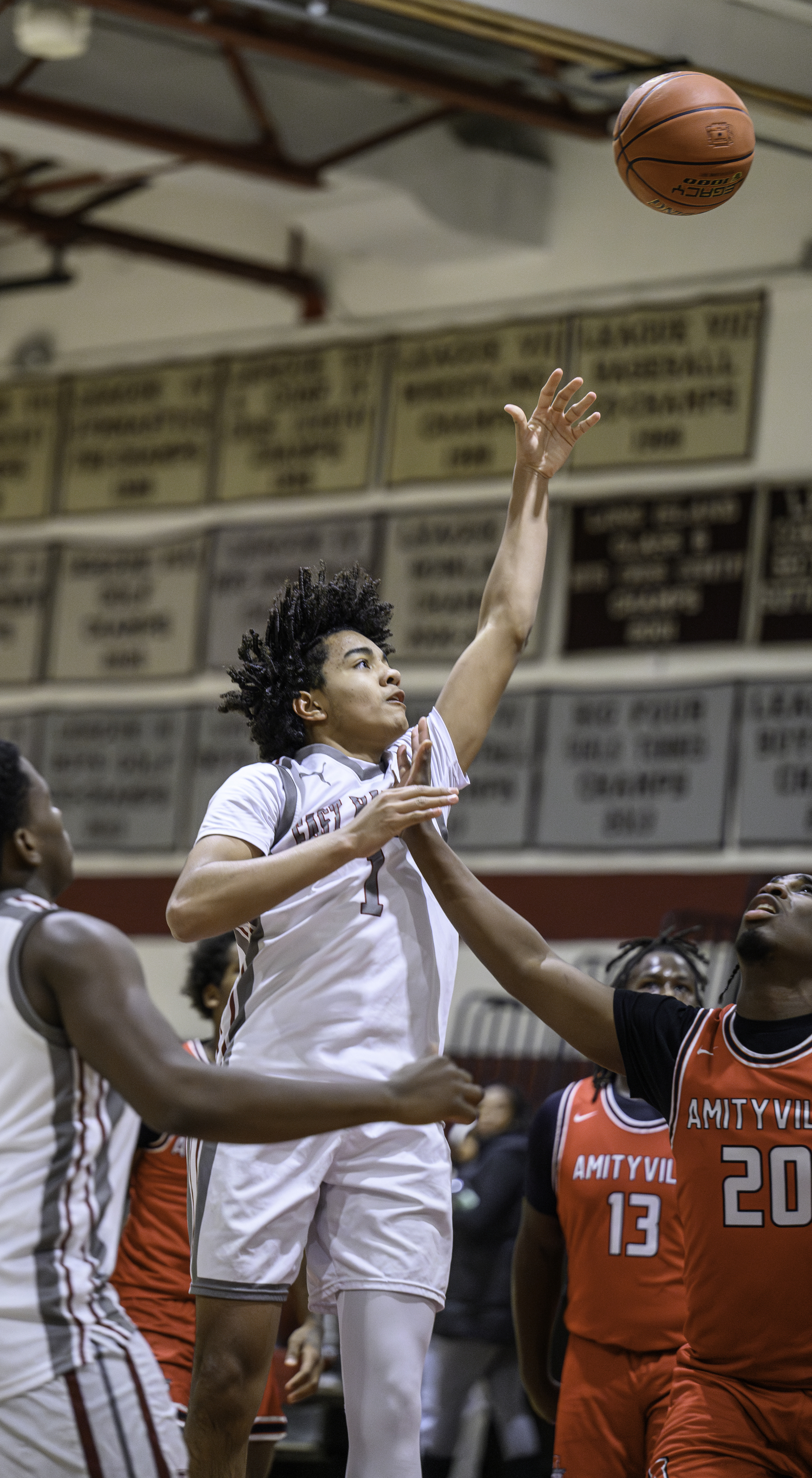 Junior Mason Jefferson led the Bonackers with 12 points in the loss to Amityville.  MARIANNE BARNETT