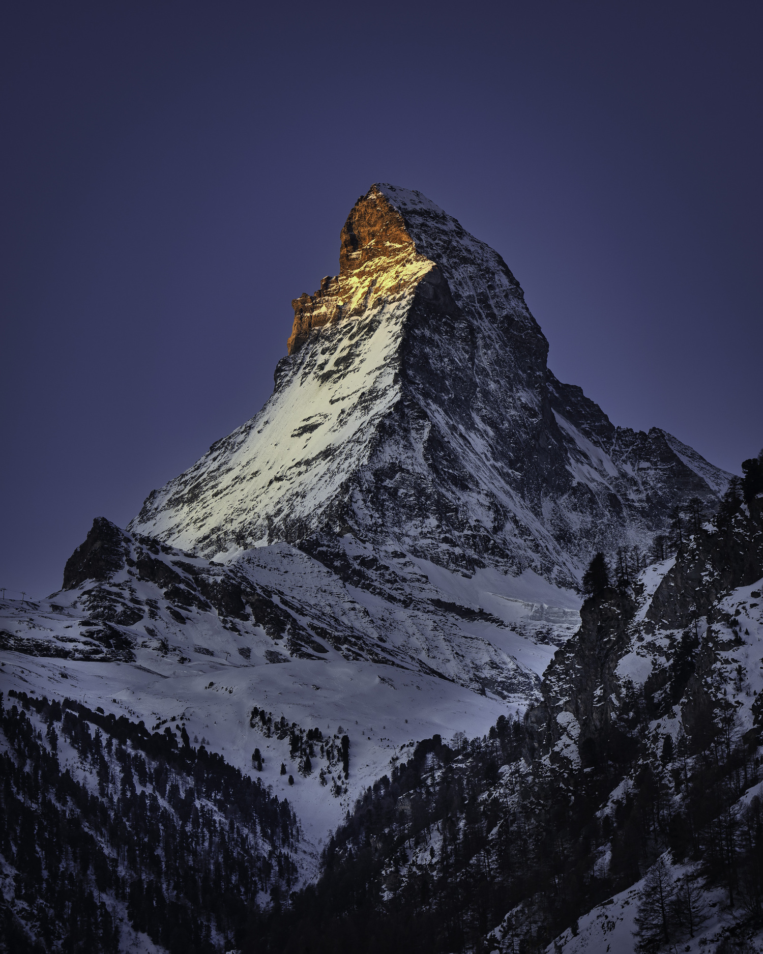 Sunrise on the Matterhorn.   MARIANNE BARNETT