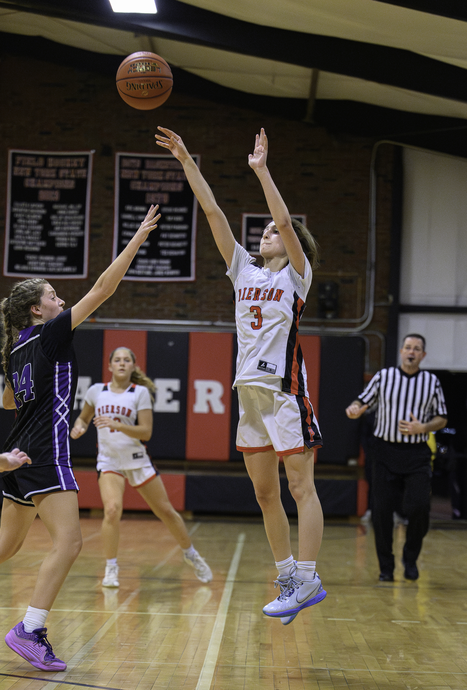 Pierson freshman Molly Wolfson scored a career-high 19 points on Friday night which included five three-pointers.   MARIANNE BARNETT