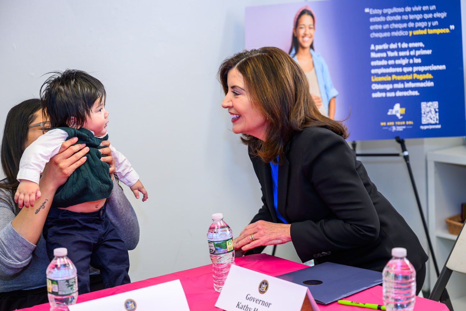 Governor Kathy Hochul meets with moms and some of their children for a roundtable about New York’s first-in-the-nation paid prenatal leave policy, which took effect on January 1. SUSAN WATTS/OFFICE OF GOVERNOR KATHY HOCHUL