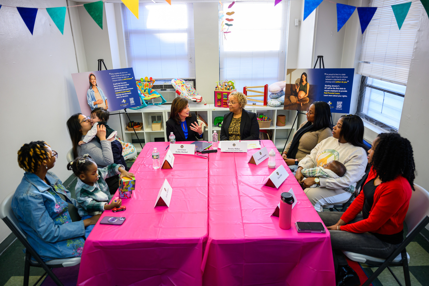 Governor Kathy Hochul meets with moms and some of their children for a roundtable about New York’s first-in-the-nation paid prenatal leave policy, which took effect on January 1. SUSAN WATTS/OFFICE OF GOVERNOR KATHY HOCHUL