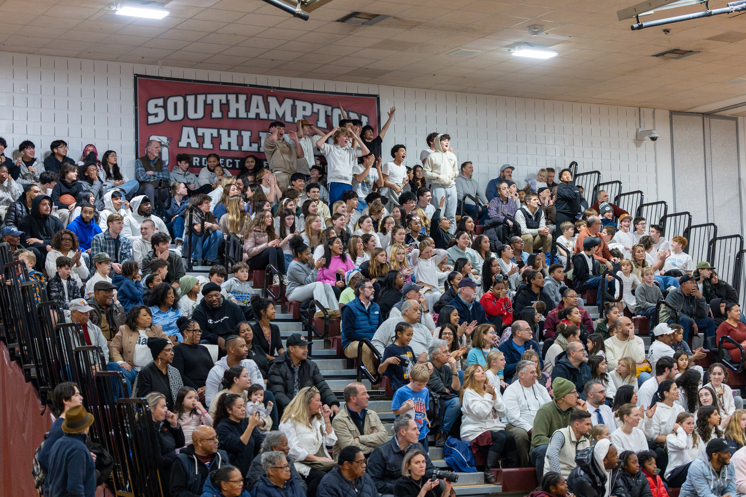 A large crowd cheers on the Mariners on Monday night.   RON ESPOSITO/SOUTHAMPTON SCHOOL DISTRICT