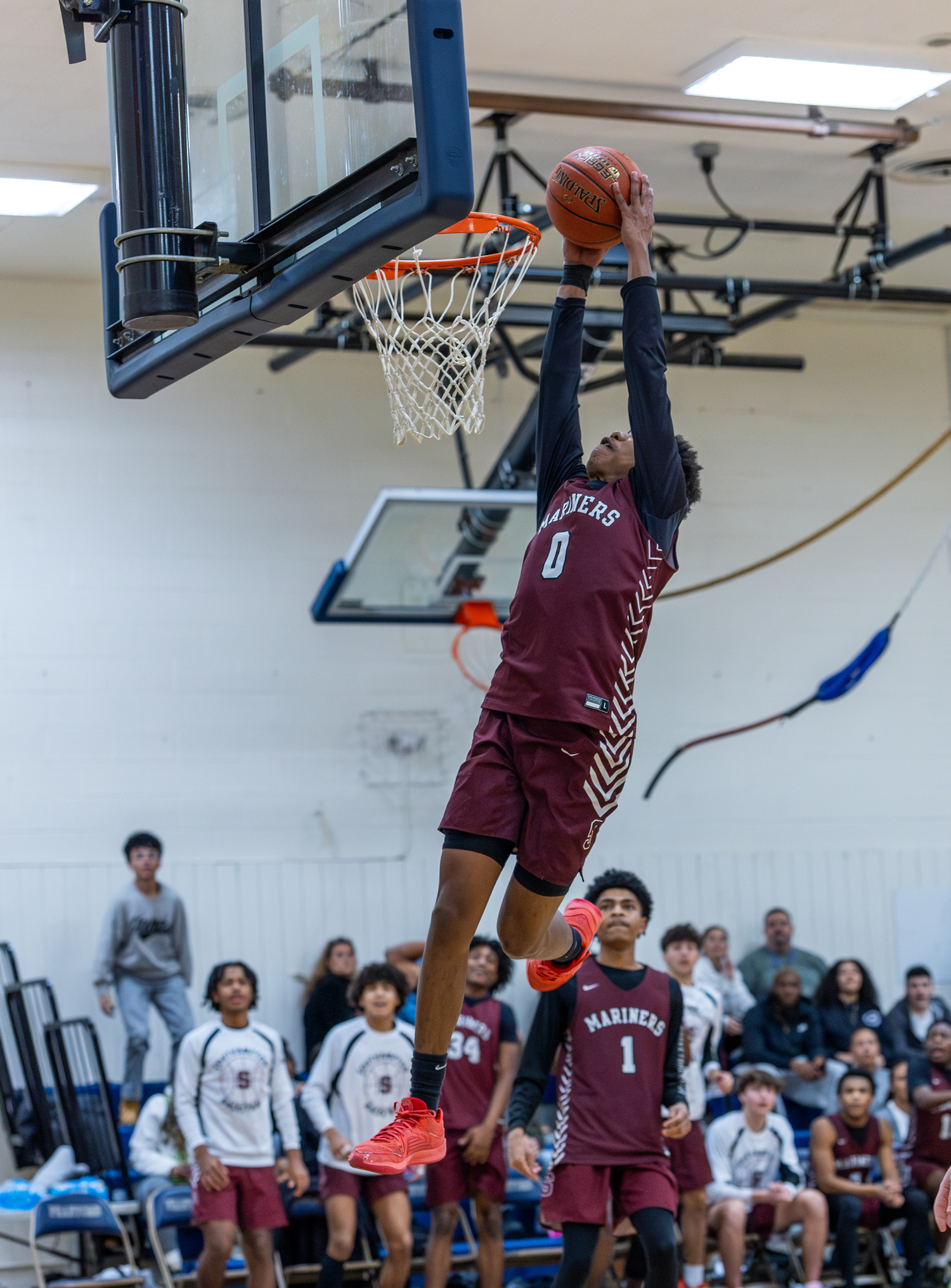 Southampton senior Naevon Williams goes up with a two-handed jam.   RON ESPOSITO