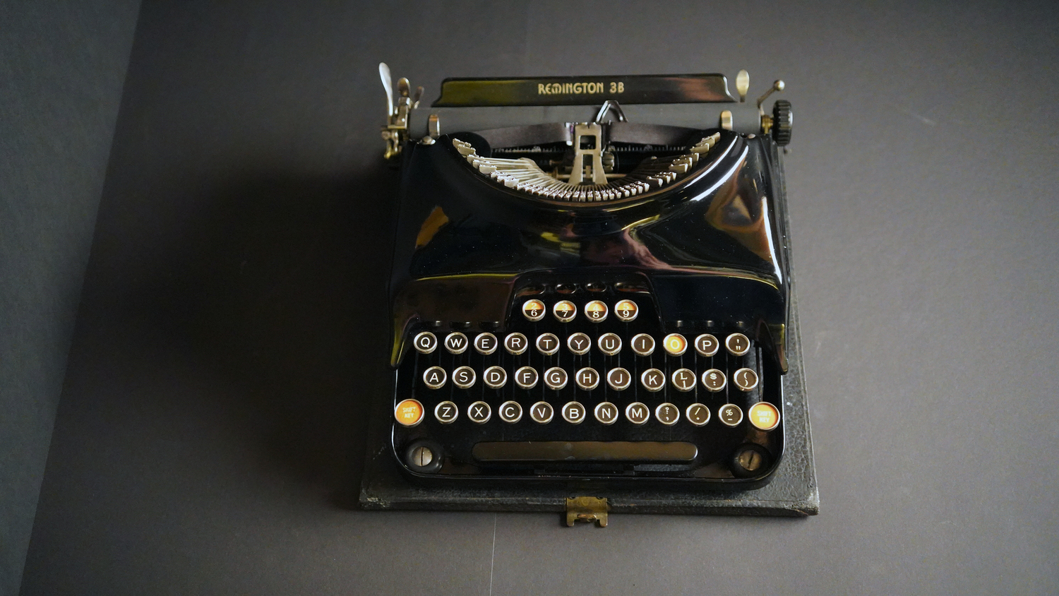 A vintage Remington typewriter from the collection of Tom Hanks. 