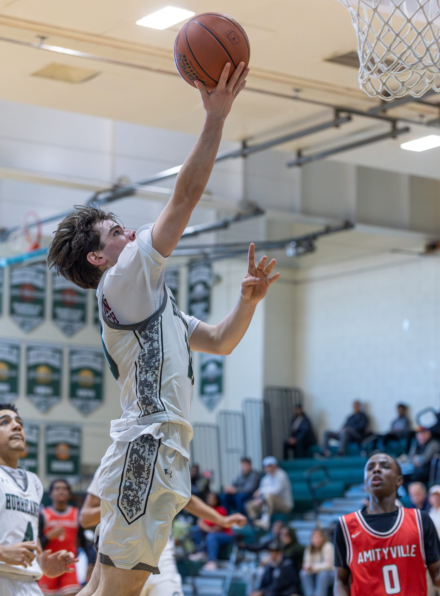 Junior guard Truman Hahn goes to the rim. RON ESPOSITO