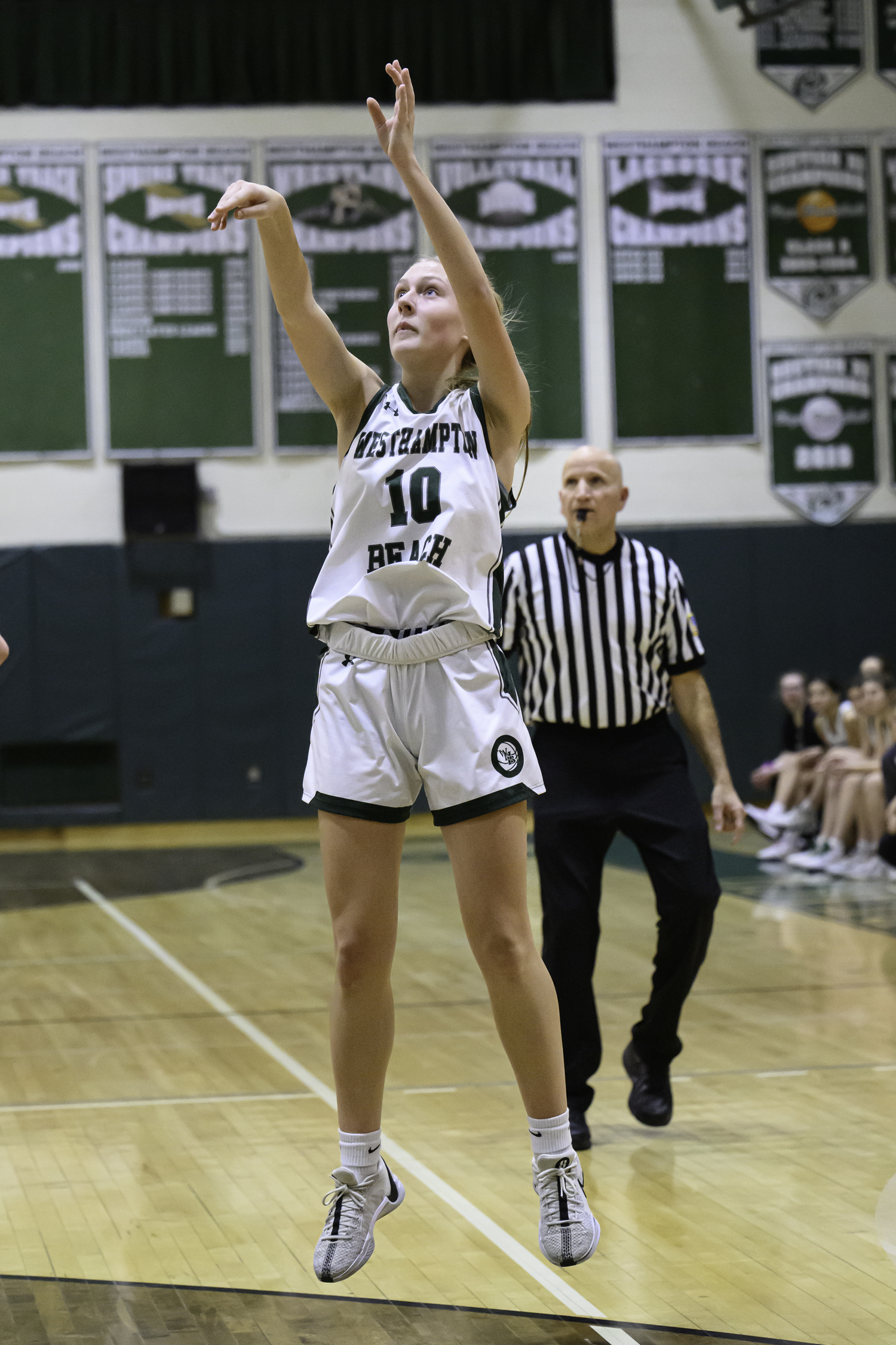 Senior forward Shannon Sweet collected seven points and 11 rebounds. MARIANNE BARNETT