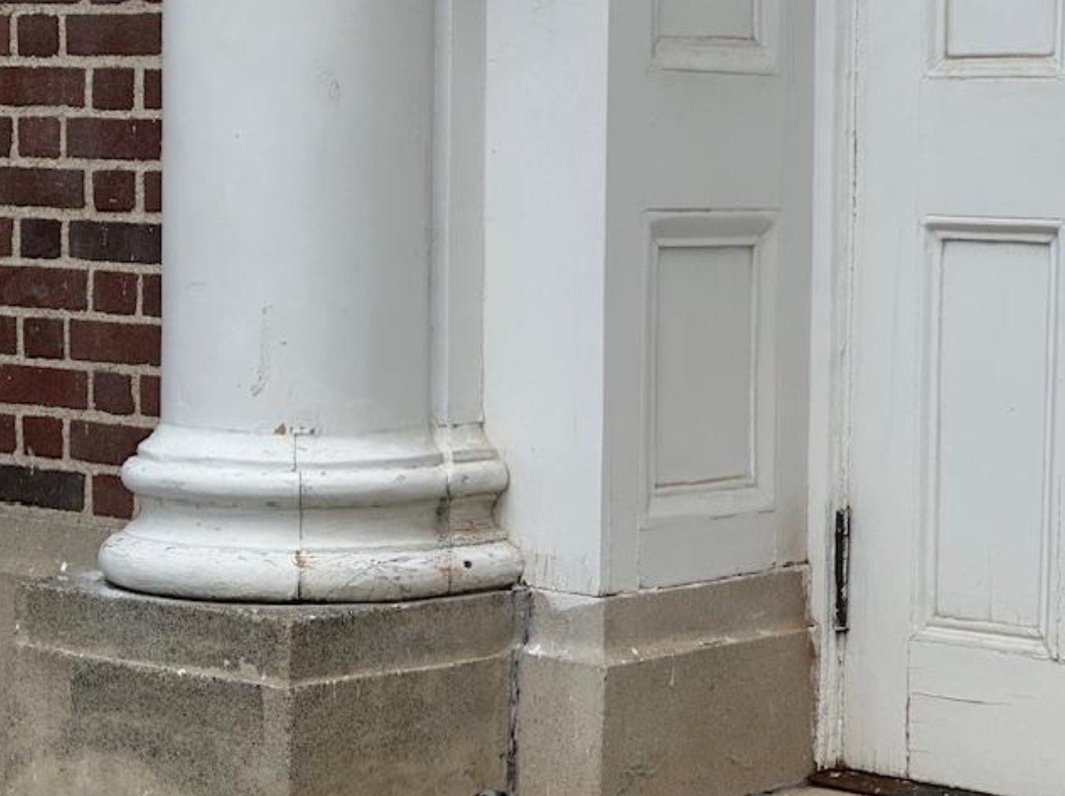 Columns outside East Hampton Middle School. EAST HAMPTON SCHOOL DISTRICT