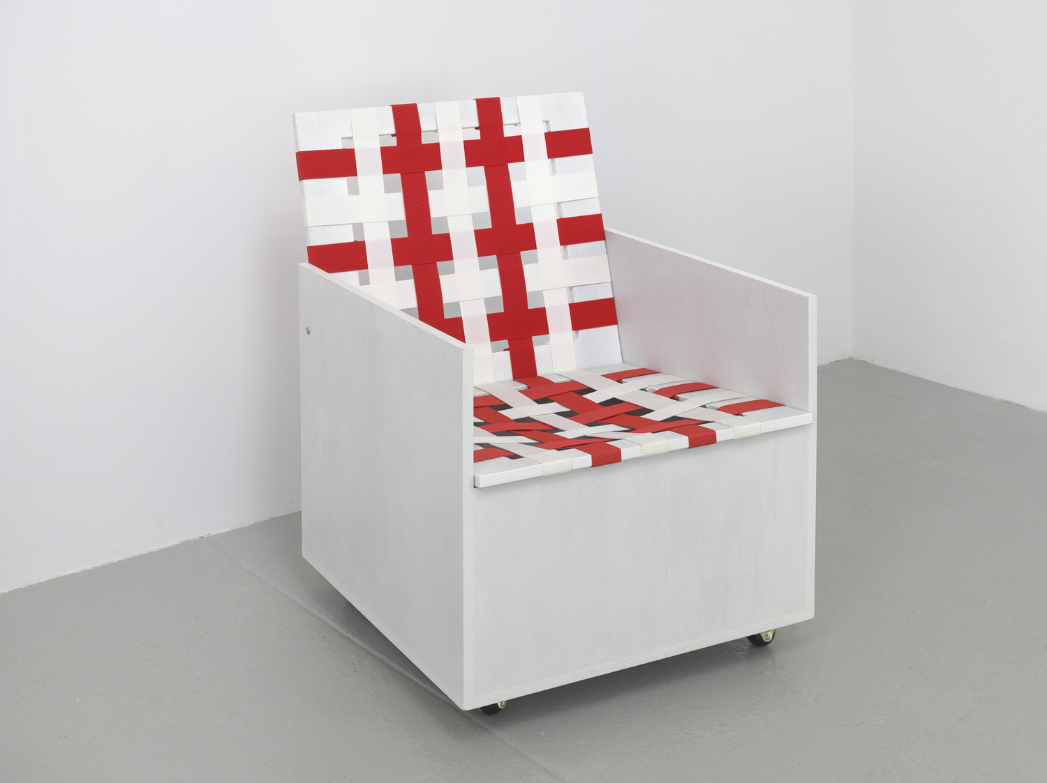 Mary Heilmann “Clubchair 54,” 2008. Painted wood with polypropylene webbing, 33-1/4” x 25” x 25-1/2” GENEVIEVE HANSON/IMAGE COURTESY OF THE ARTIST, 303 GALLERY, NEW YORK AND HAUSER & WIRTH