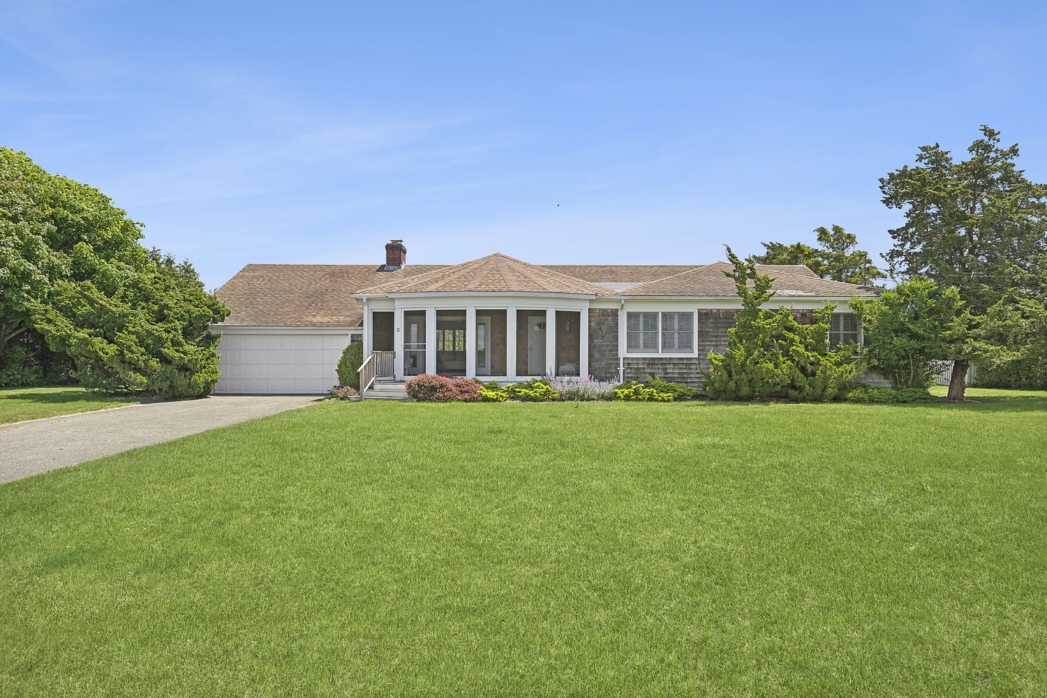 In Quogue 32 Quogo Neck Lane recently sold for $5.1 million.   RISE MEDIA FOR BROWN HARRIS STEVENS