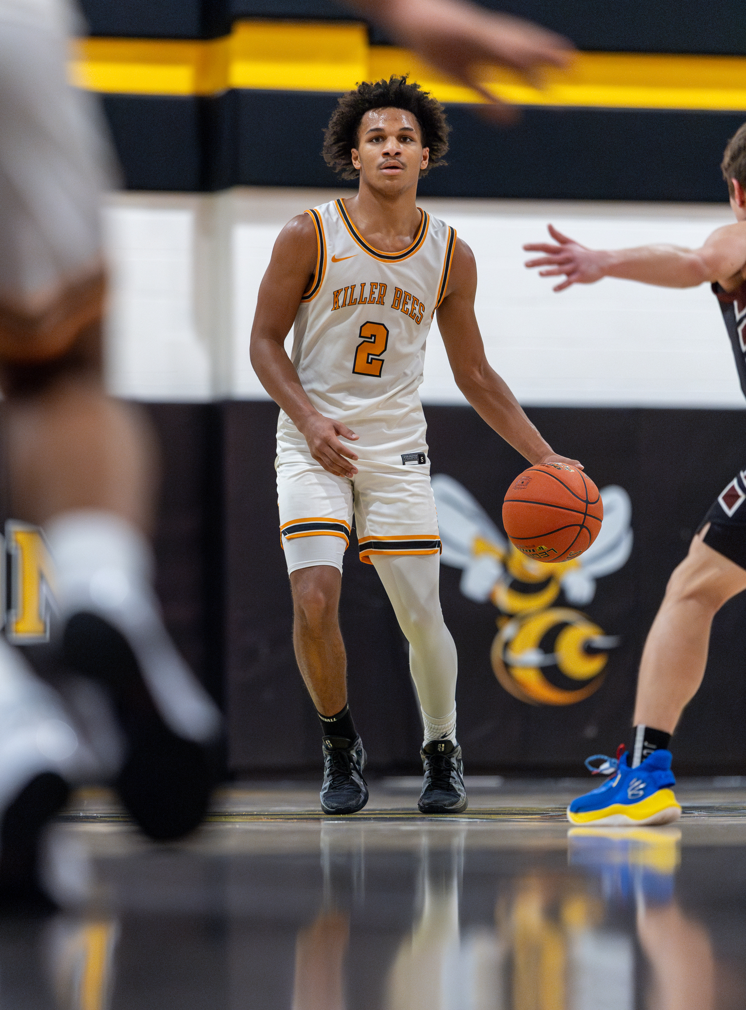 Bridgehampton junior Jai Feaster brings the ball up the court.  RON ESPOSITO