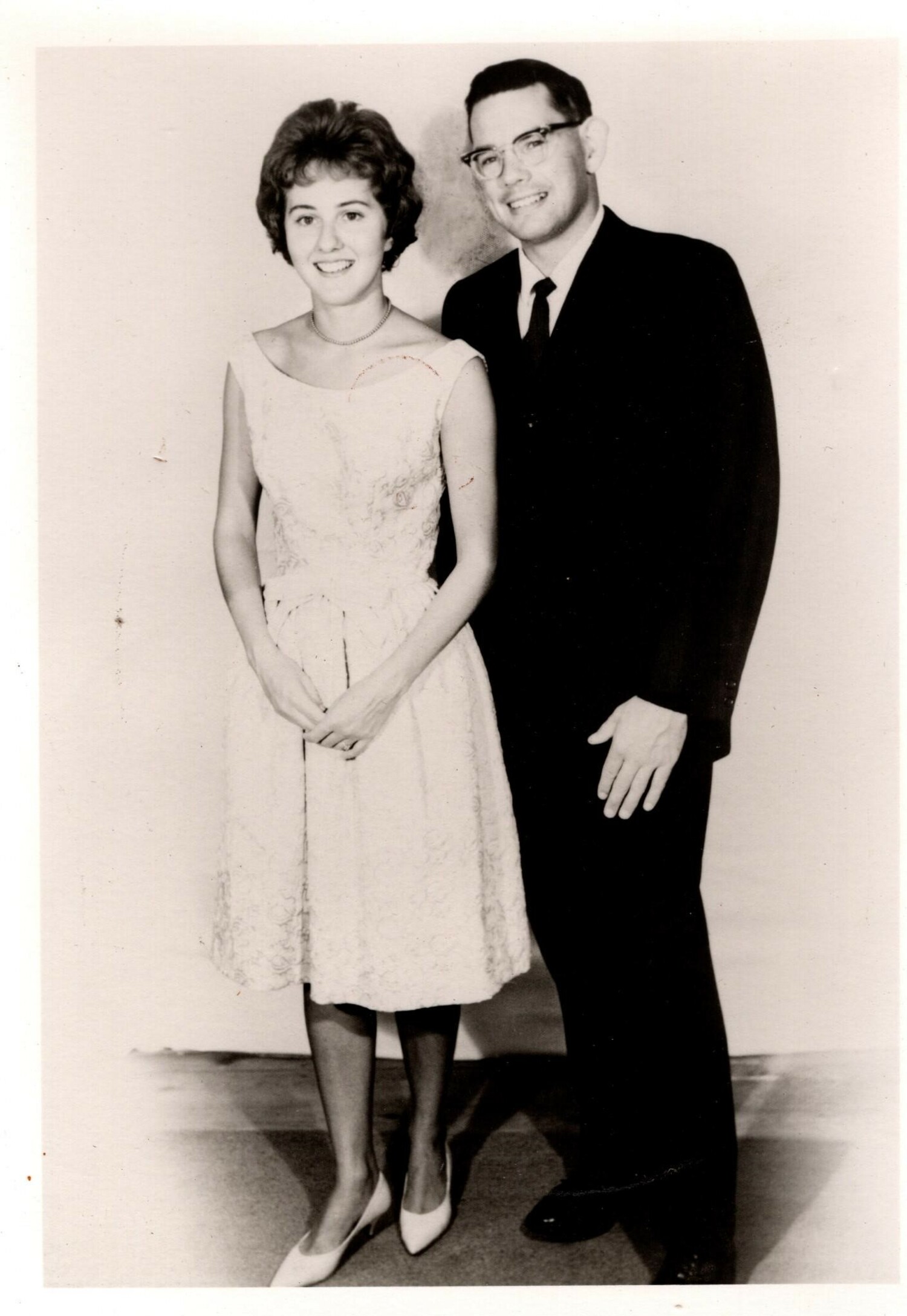 Jane and John Strong on their wedding day. COURTESY LARA STRONG