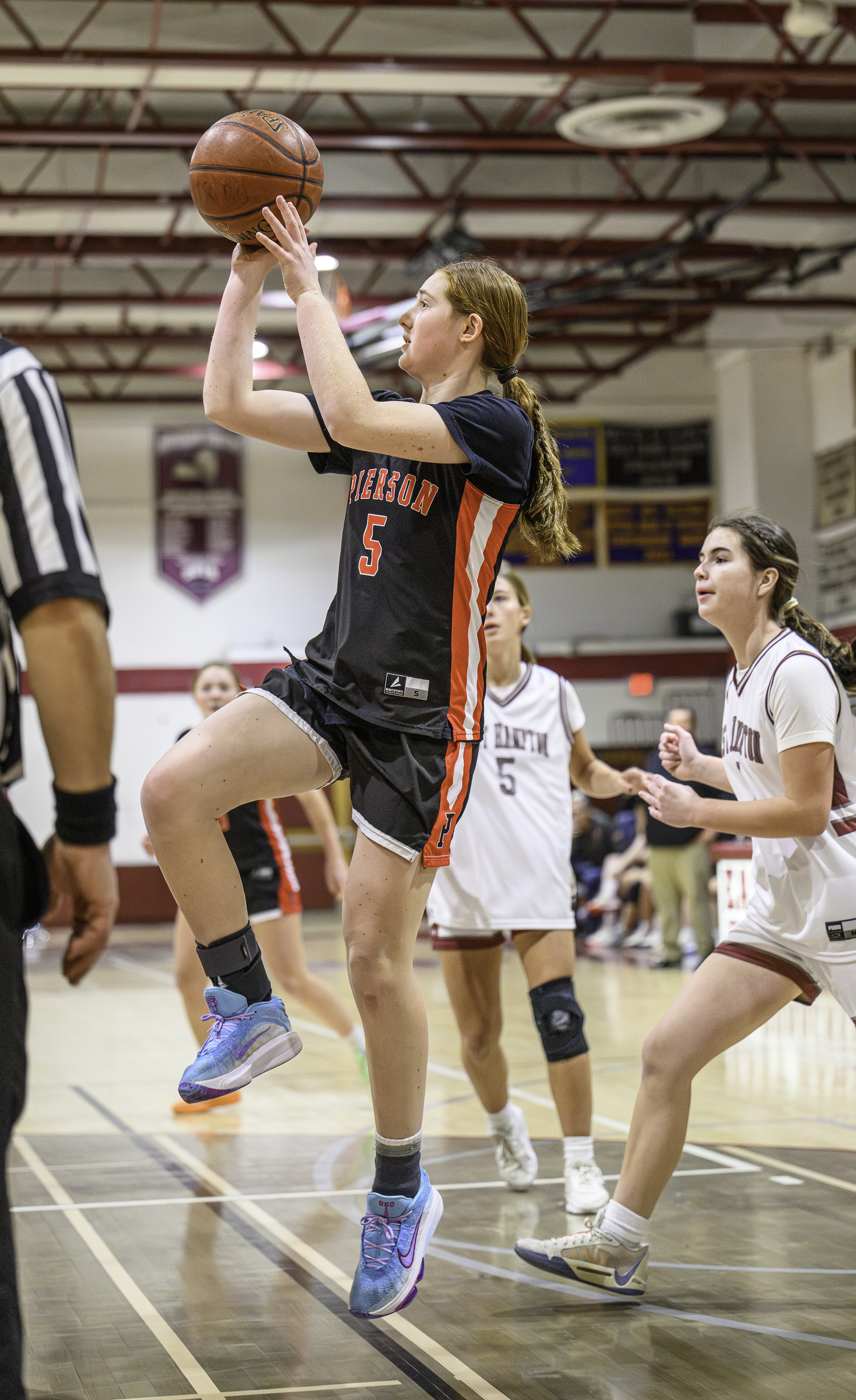 Pierson freshman Josie Mott shoots a short jumper.  MARIANNE BARNETT