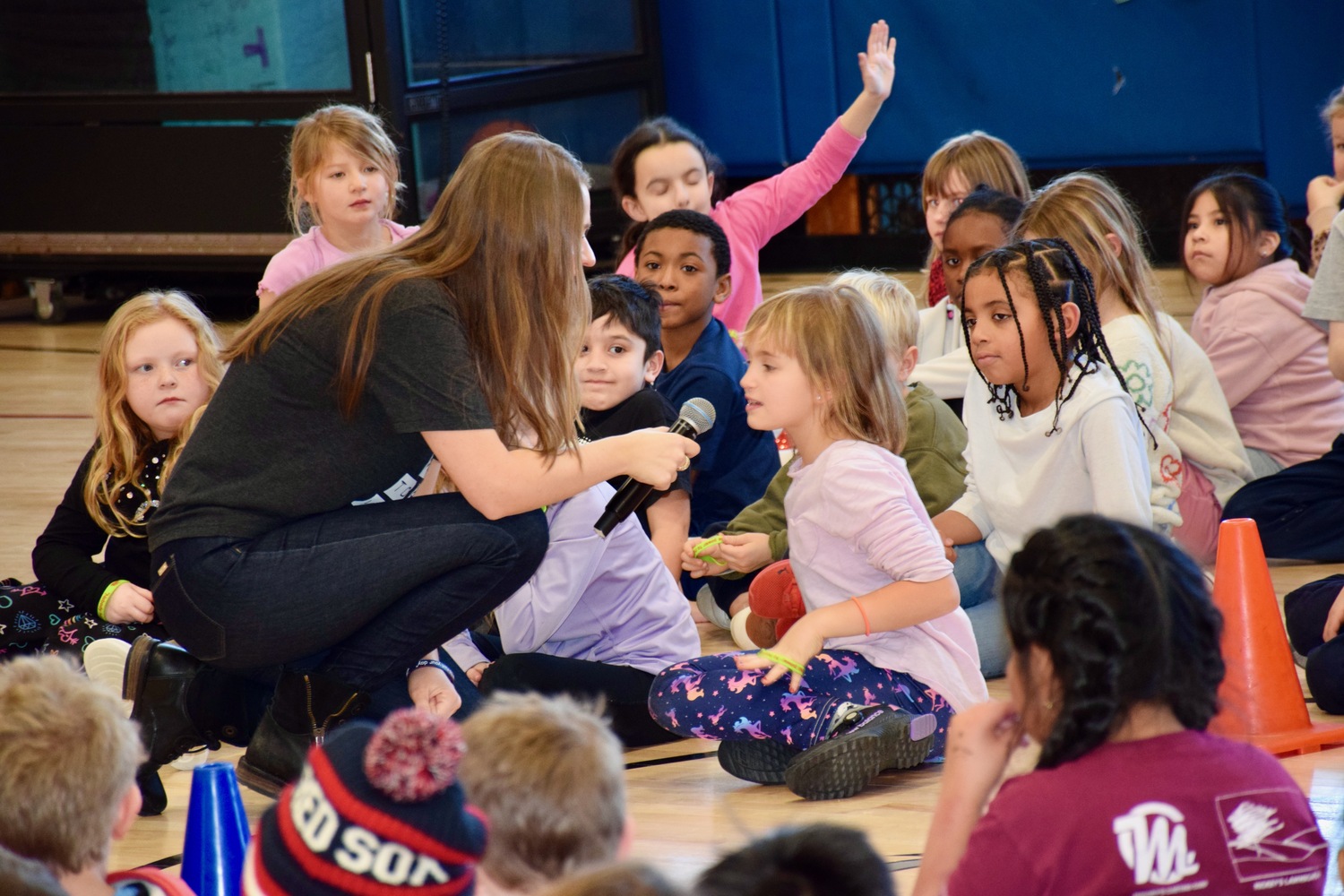 Southampton Elementary School students clapped, sang and cheered during a special assembly featuring country singer and motivational speaker Lizzie Sider. As part
of the special event, Sider shared her message that “no one has the power to ruin your day.” She spoke to the students being bullied as a child and how she overcame it. The program also included plenty of singing and dancing, with Sider singing her recorded song “Butterfly.” COURTESY SOUTHAMPTON SCHOOL DISTRICT