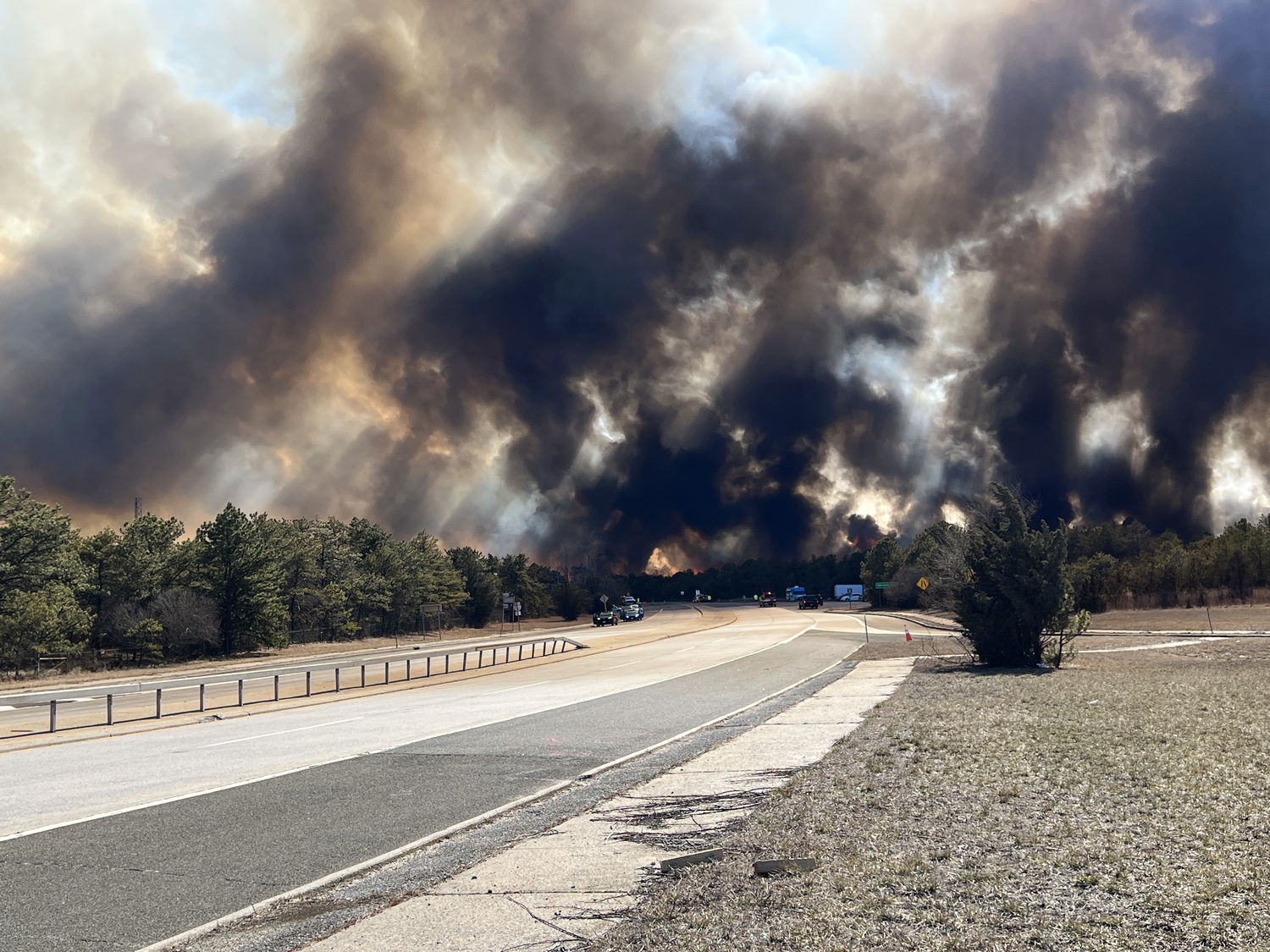 Wildfires have broken out along Route 27 in western Southampton Town. DANA SHAW