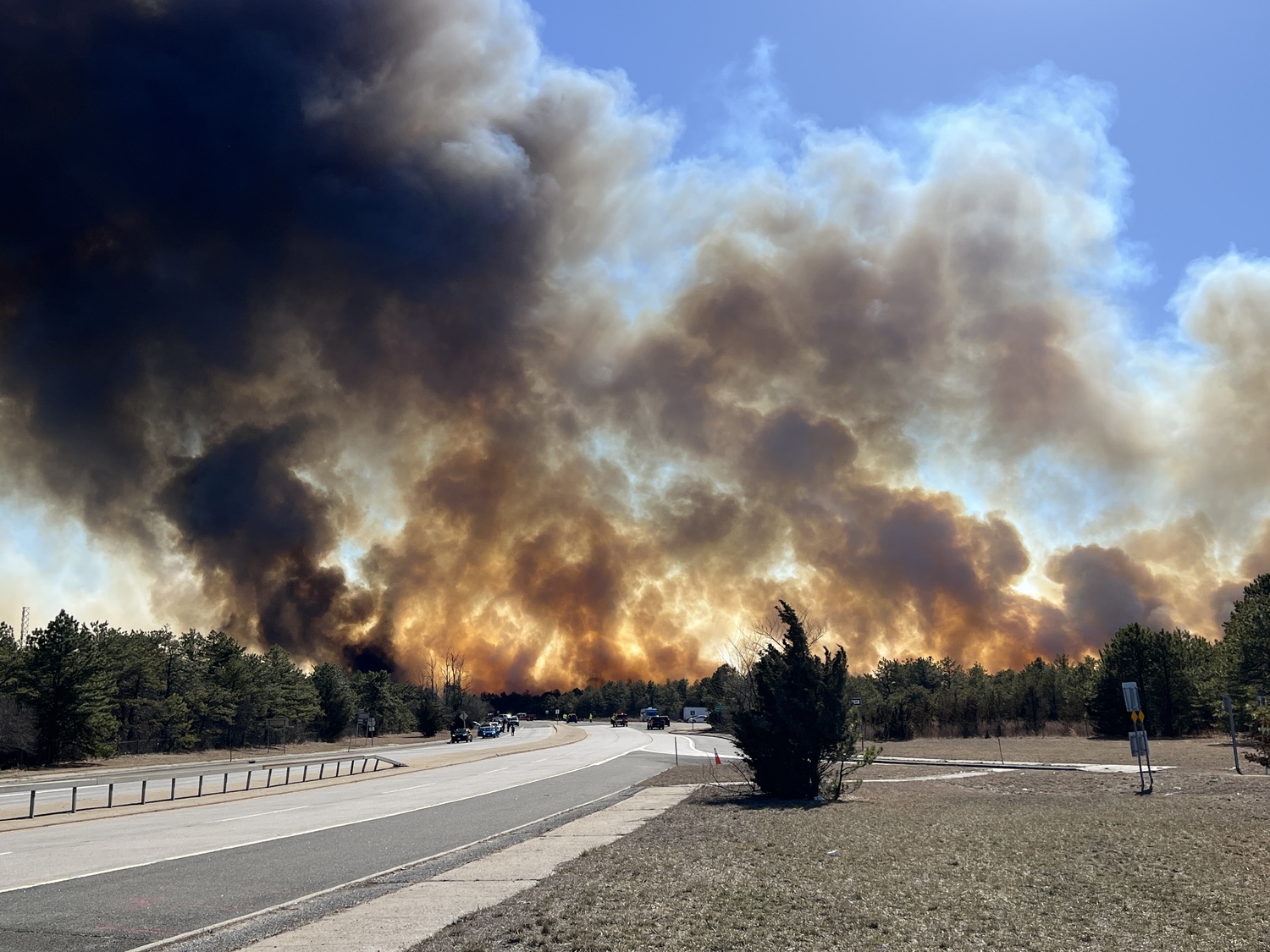 Wildfires have broken out along Route 27 in western Southampton Town. DANA SHAW