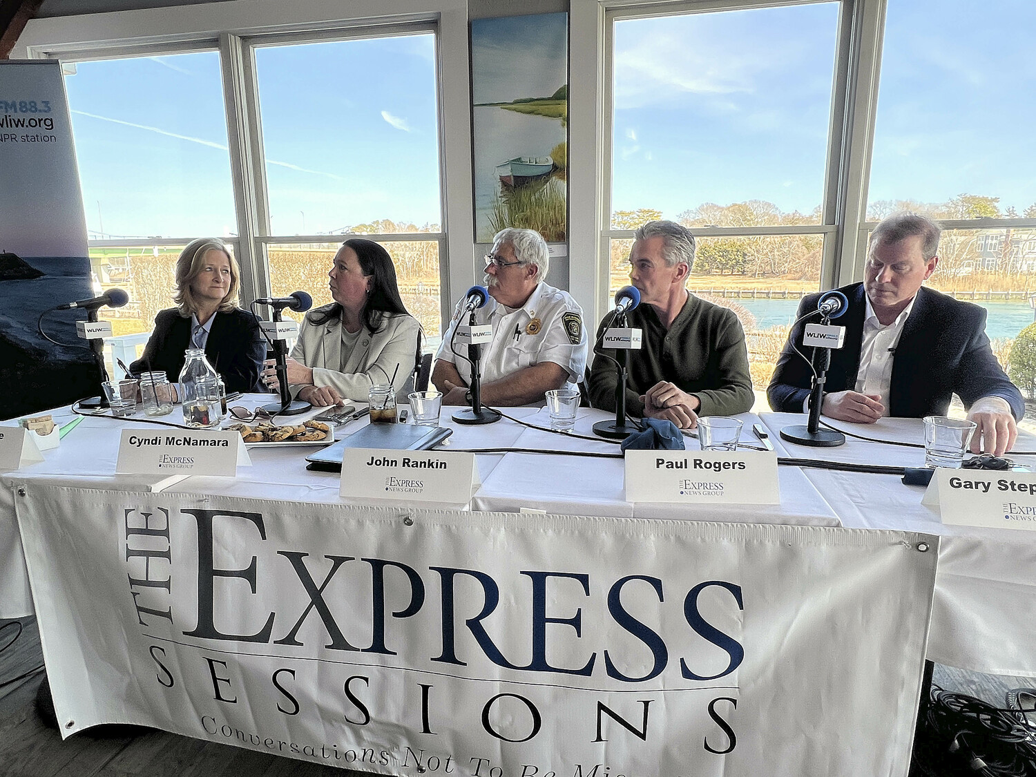 The panel at the the Express Session, 