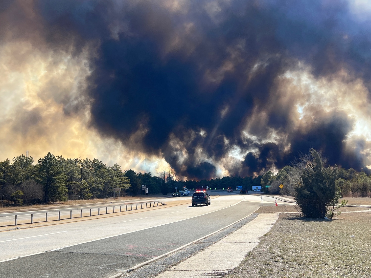 Western Southampton brush fire March 8, 2025. DANA SHAW