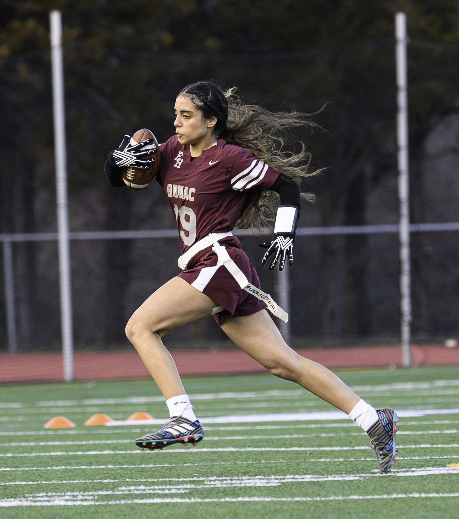 A Bonac ball carrier runs down the field. MARIANNE BARNETT