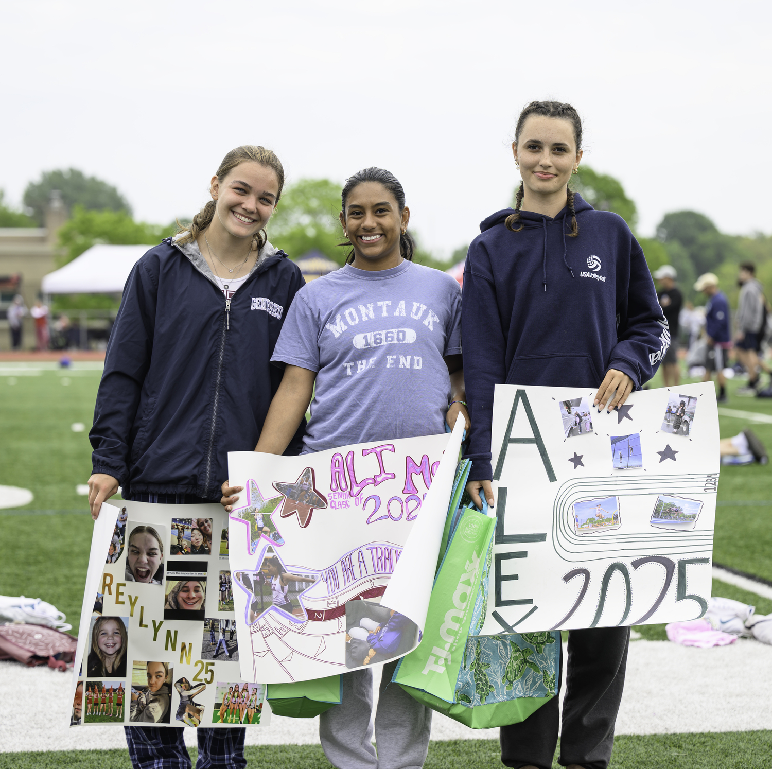 Seniors Greylynn Guyer, Ali Muñoz and Alex Kolhoff.  MARIANNE BARNETT
