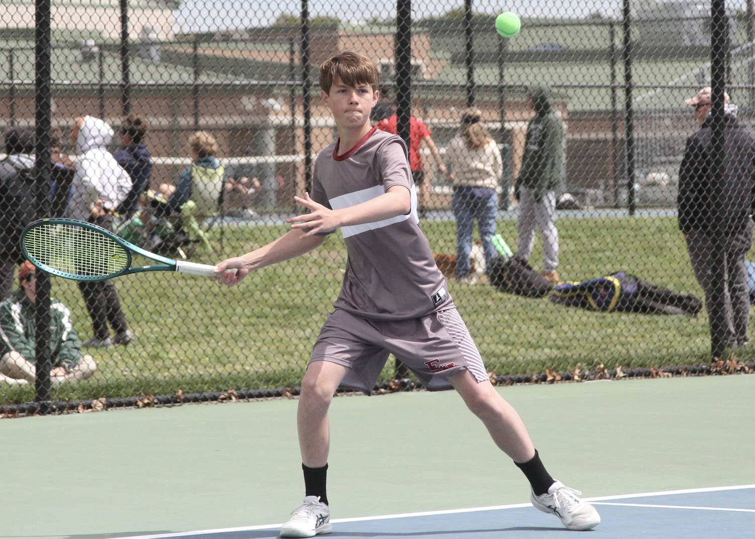Eighth-grader Chase Bohnnsack waits for the ball. DESIRÉE KEEGAN