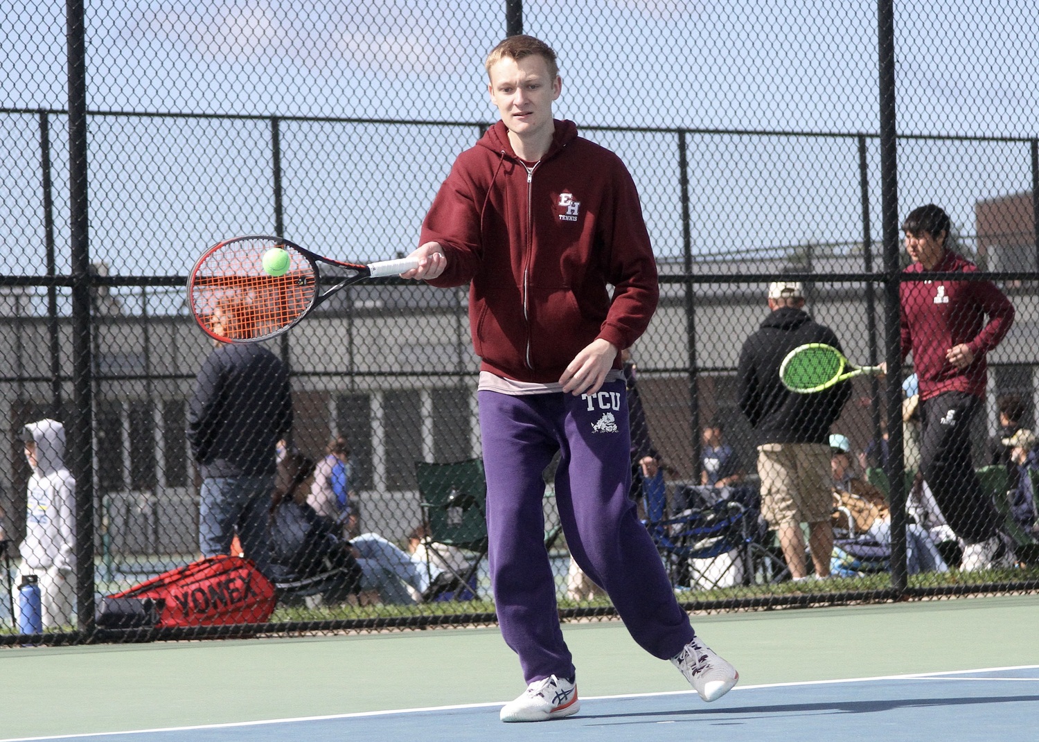 Senior Kiefer Mitchell rallies. DESIRÉE KEEGAN
