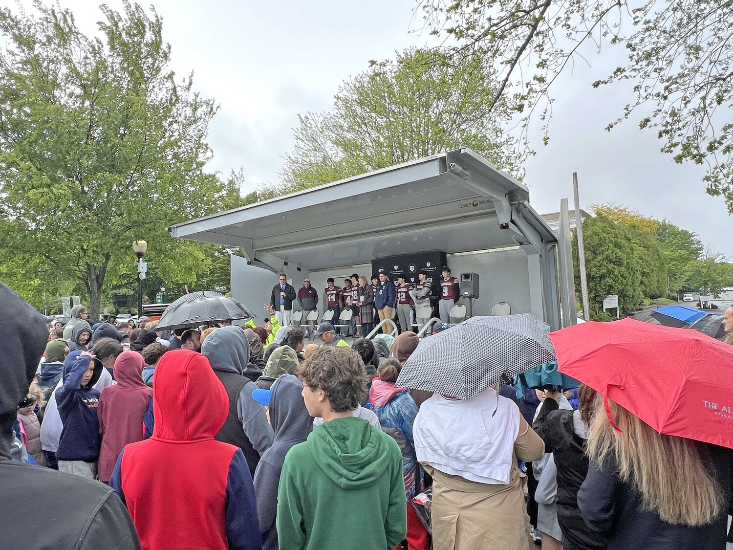 The Bonacker team takes the stage at Herrick Park.  DANA SHAW
