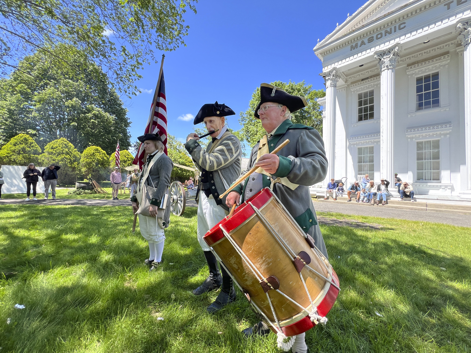 The New York 3rd Regiment fife and drum.
